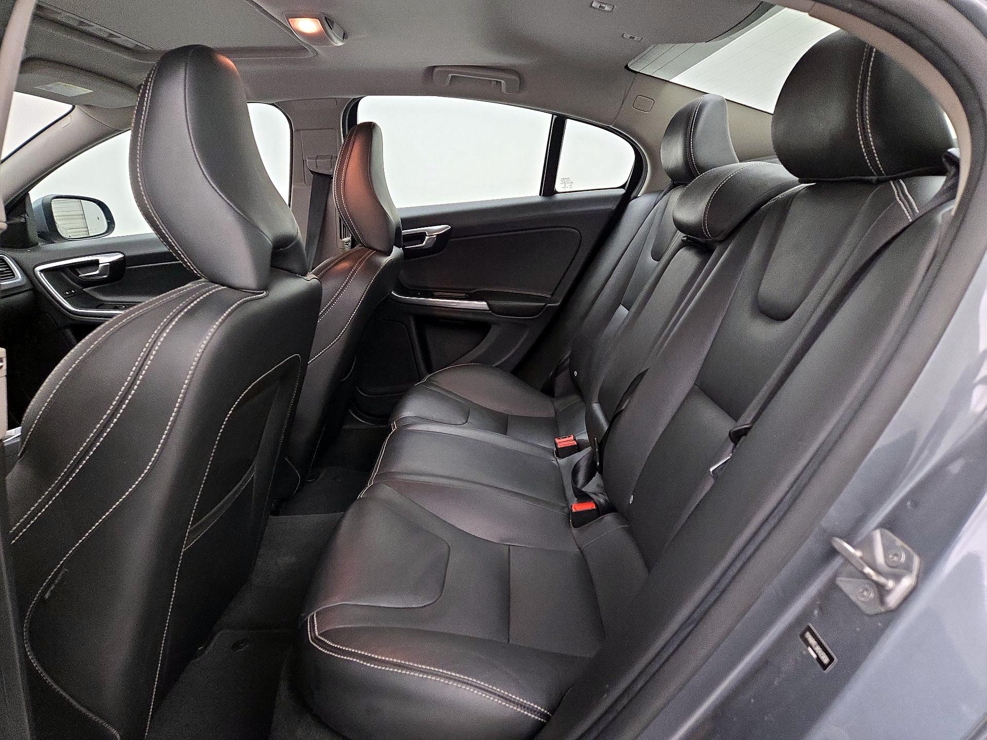 Thumbnail: 2017 Volvo S60 - 20