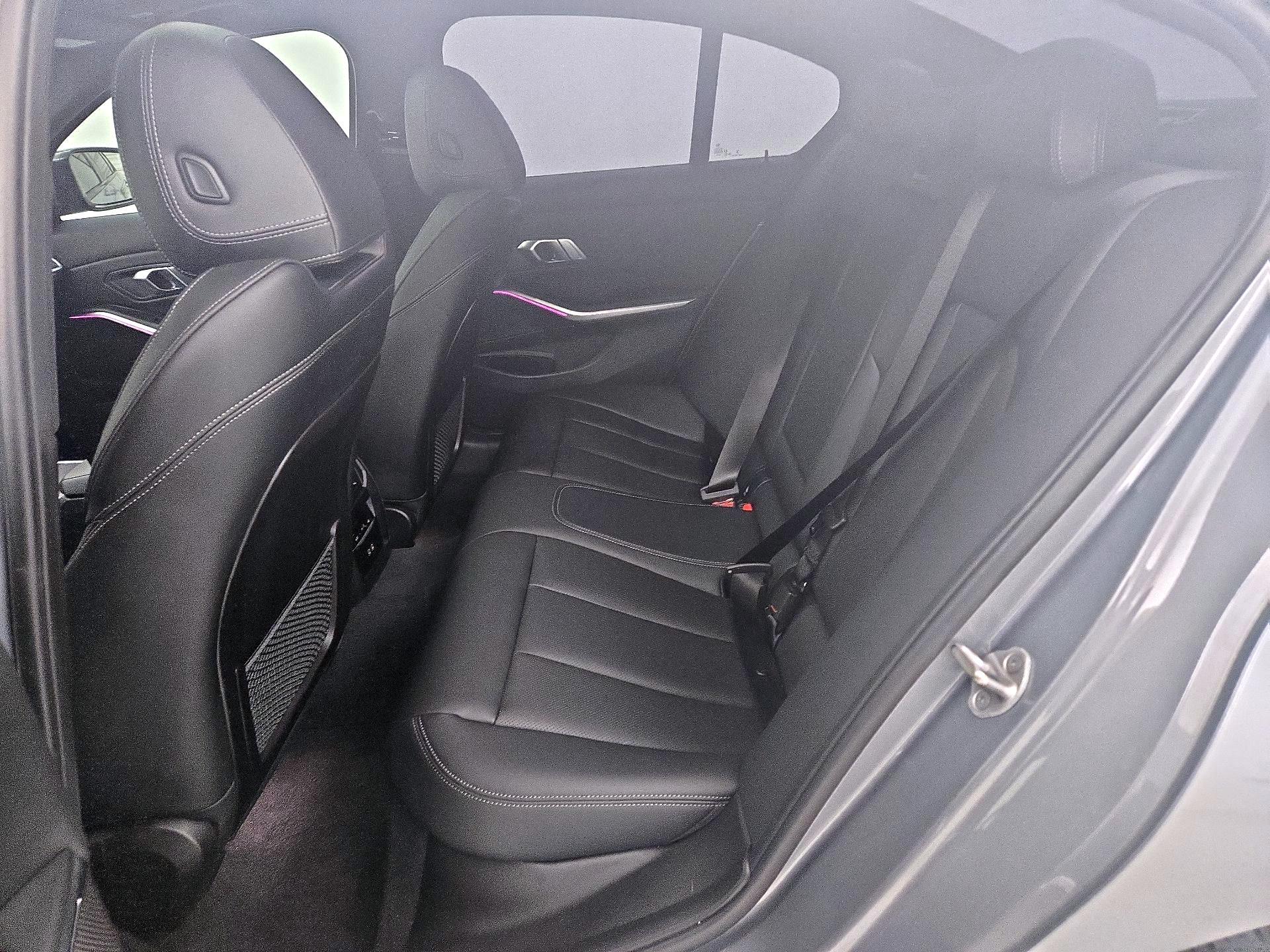 Thumbnail: 2023 BMW 3 Series - 20