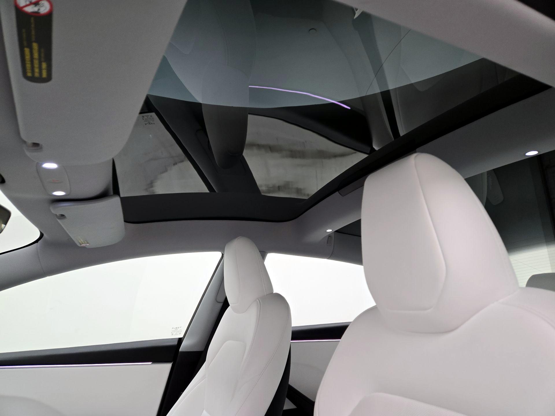 Thumbnail: 2025 Tesla Model 3 - 19