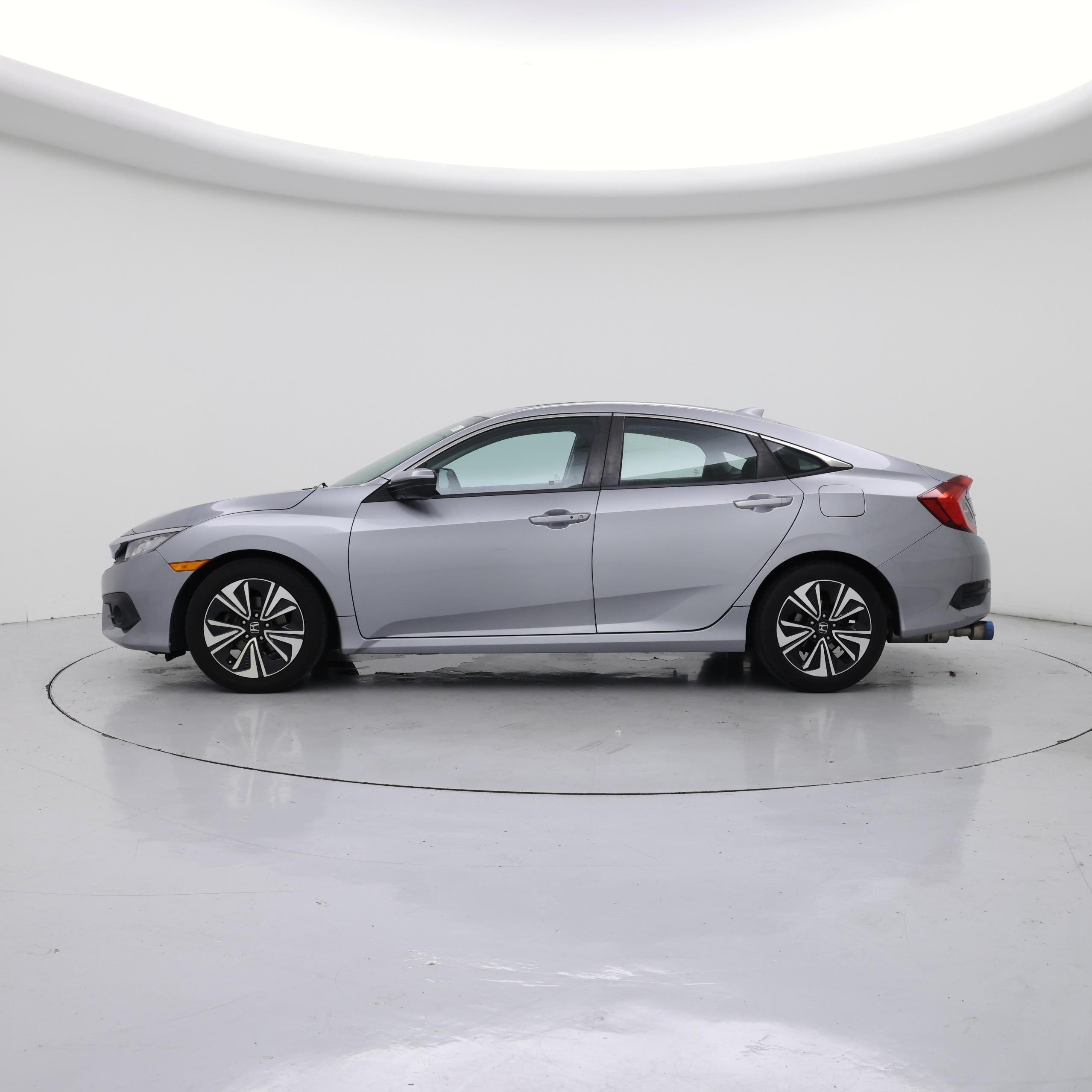 Thumbnail: 2017 Honda Civic - 3