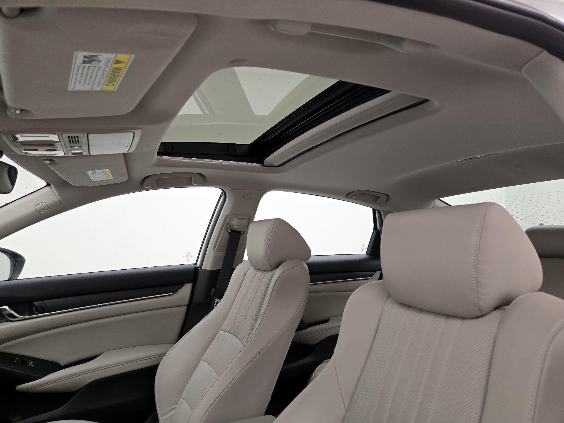 Thumbnail: 2018 Honda Accord - 20