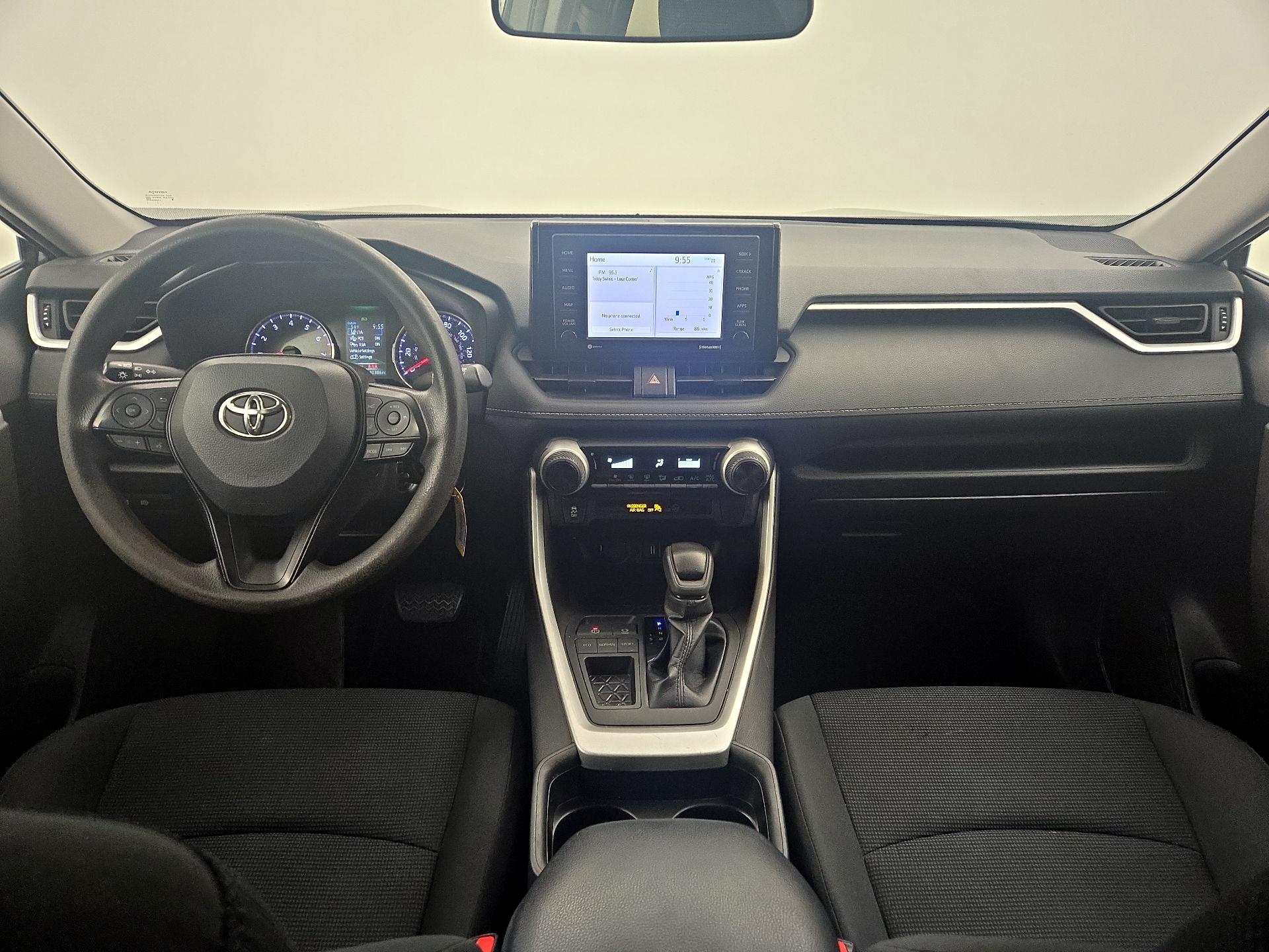 Thumbnail: 2021 Toyota RAV4 - 9