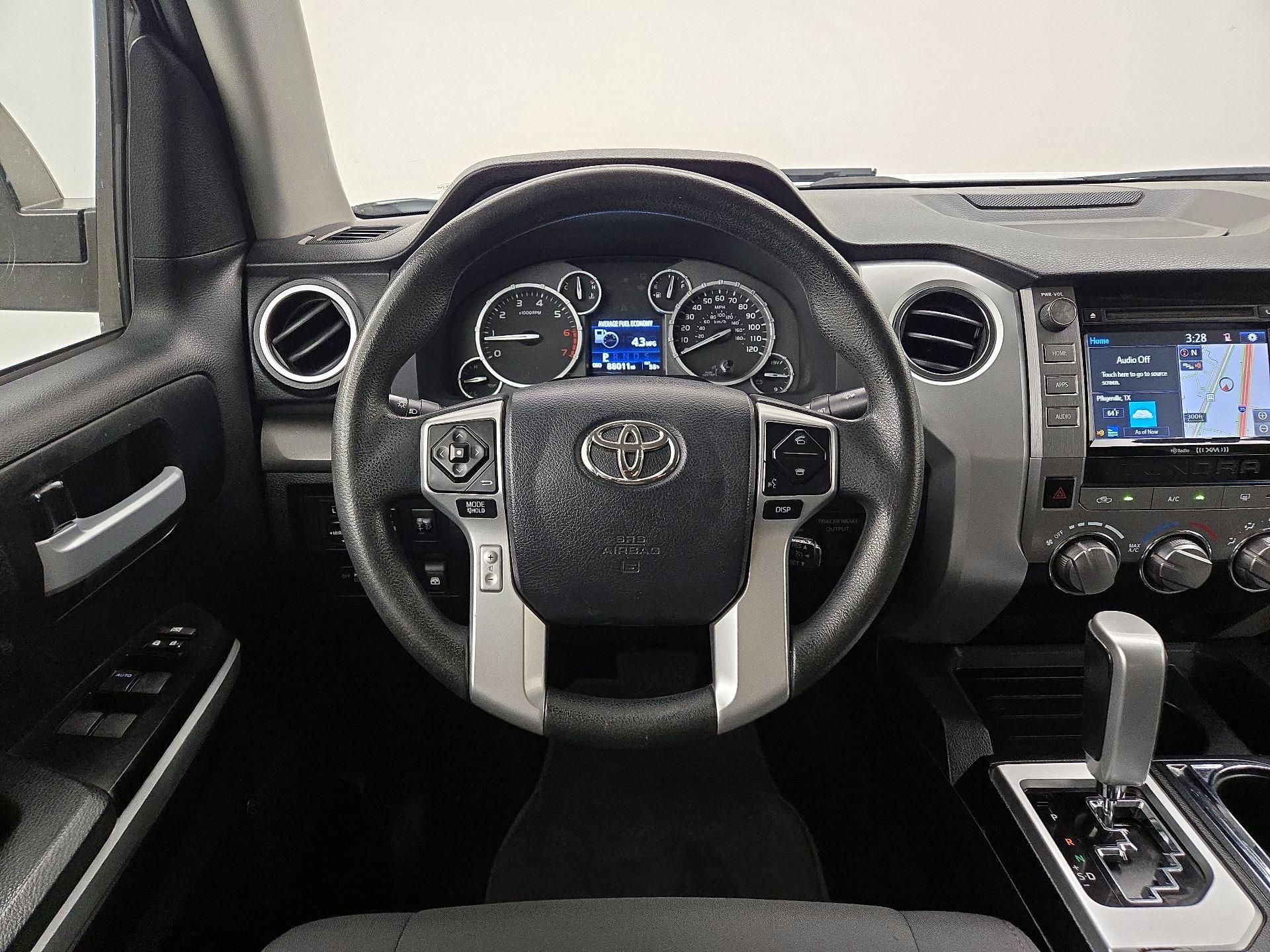 Thumbnail: 2017 Toyota Tundra - 10