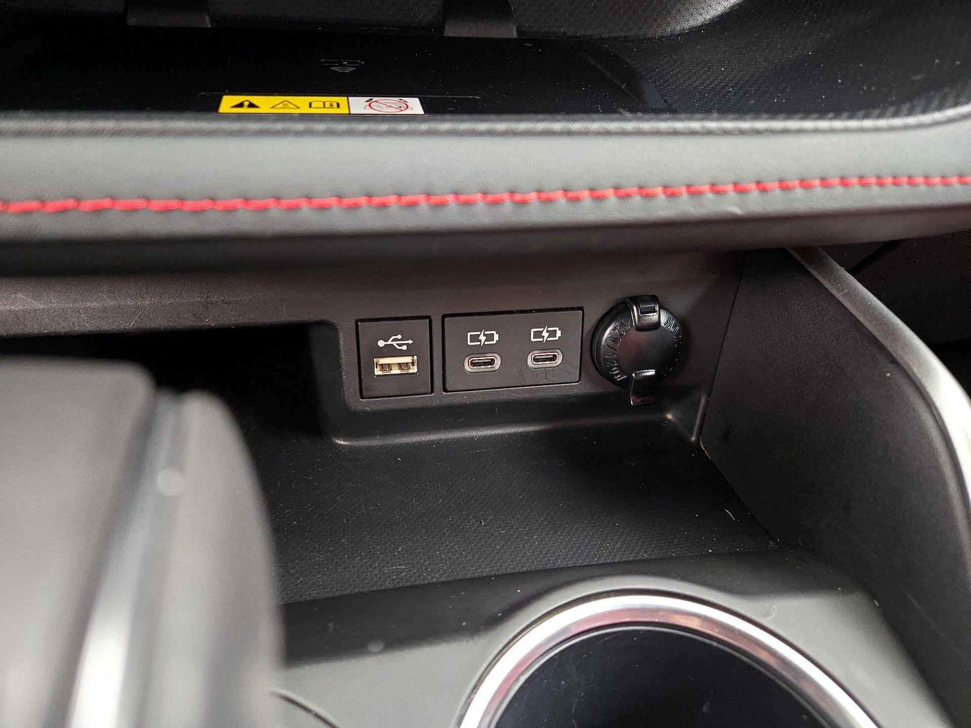 Thumbnail: 2023 Toyota Highlander - 19