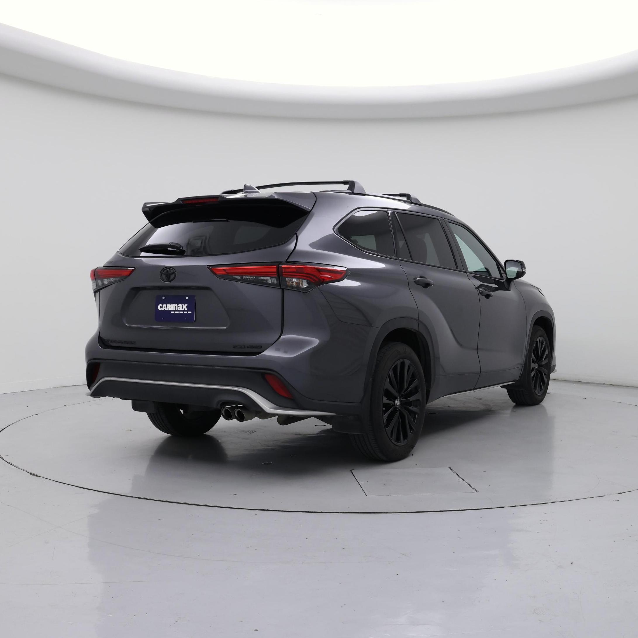 Thumbnail: 2023 Toyota Highlander - 8
