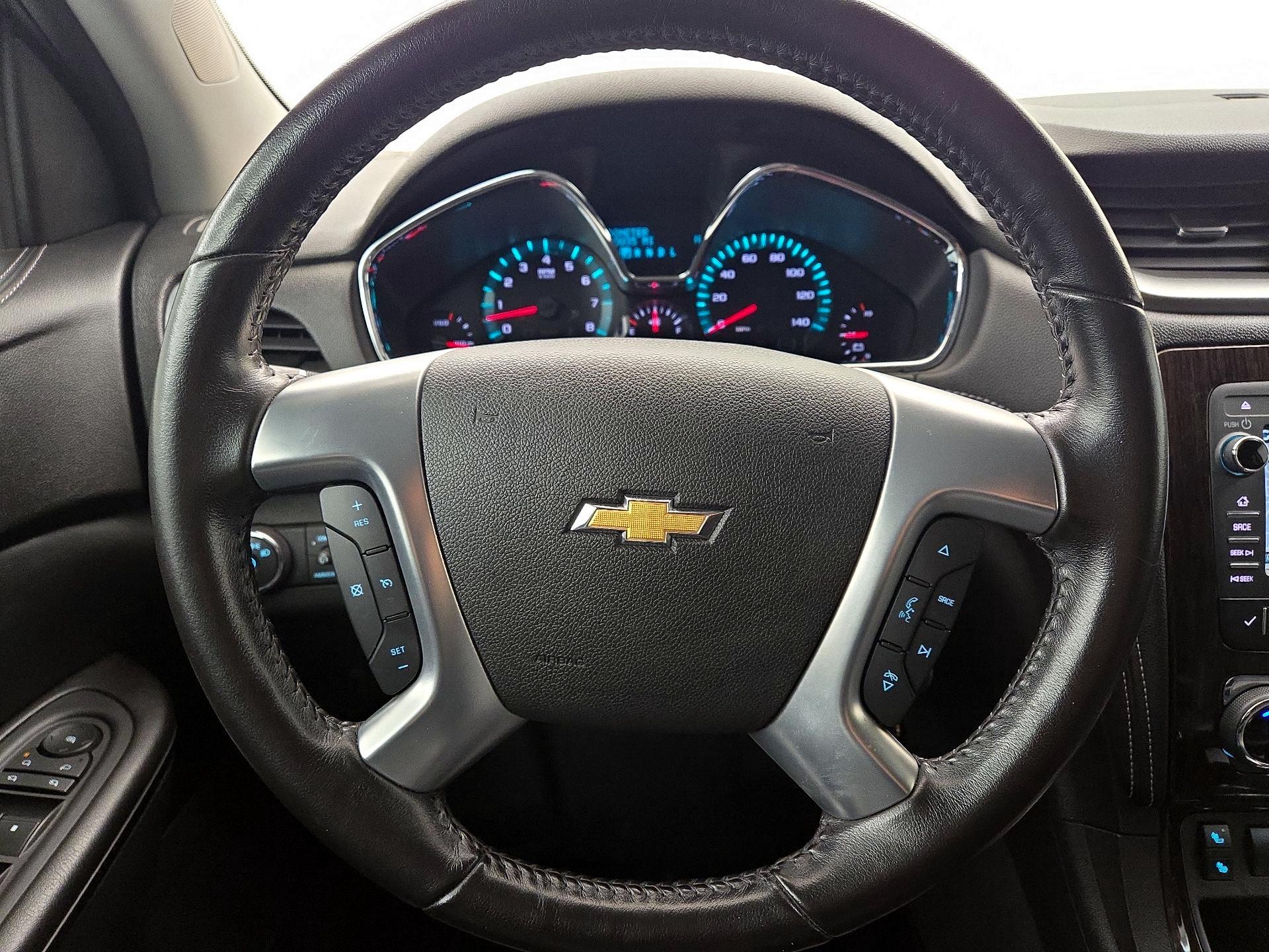 Thumbnail: 2017 Chevrolet Traverse - 10