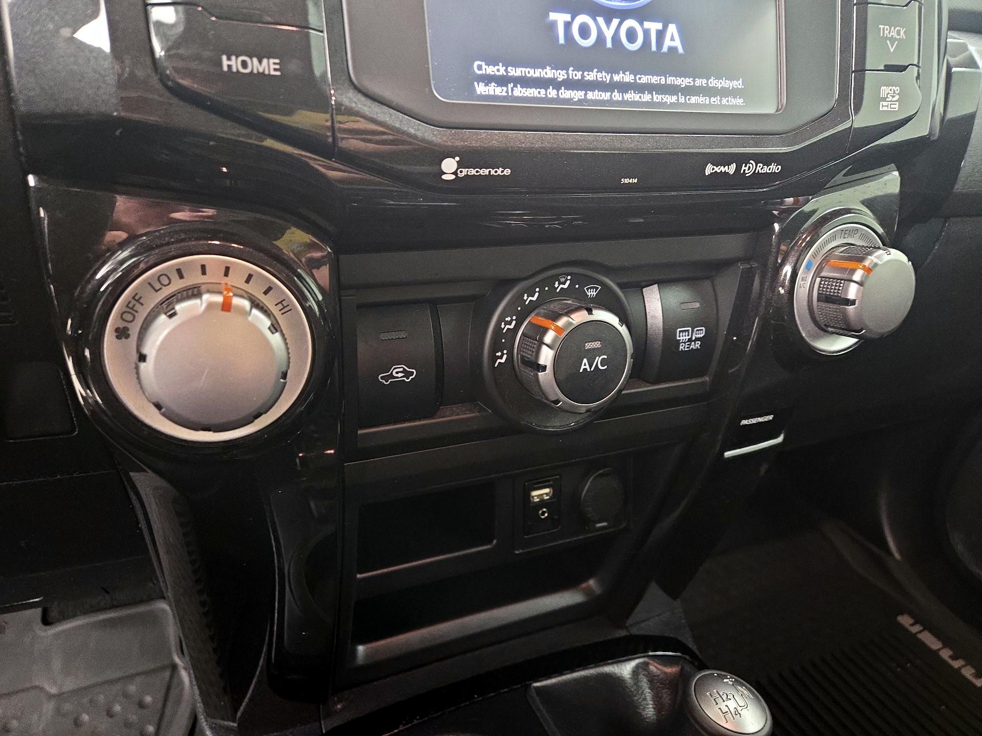 Thumbnail: 2019 Toyota 4Runner - 16