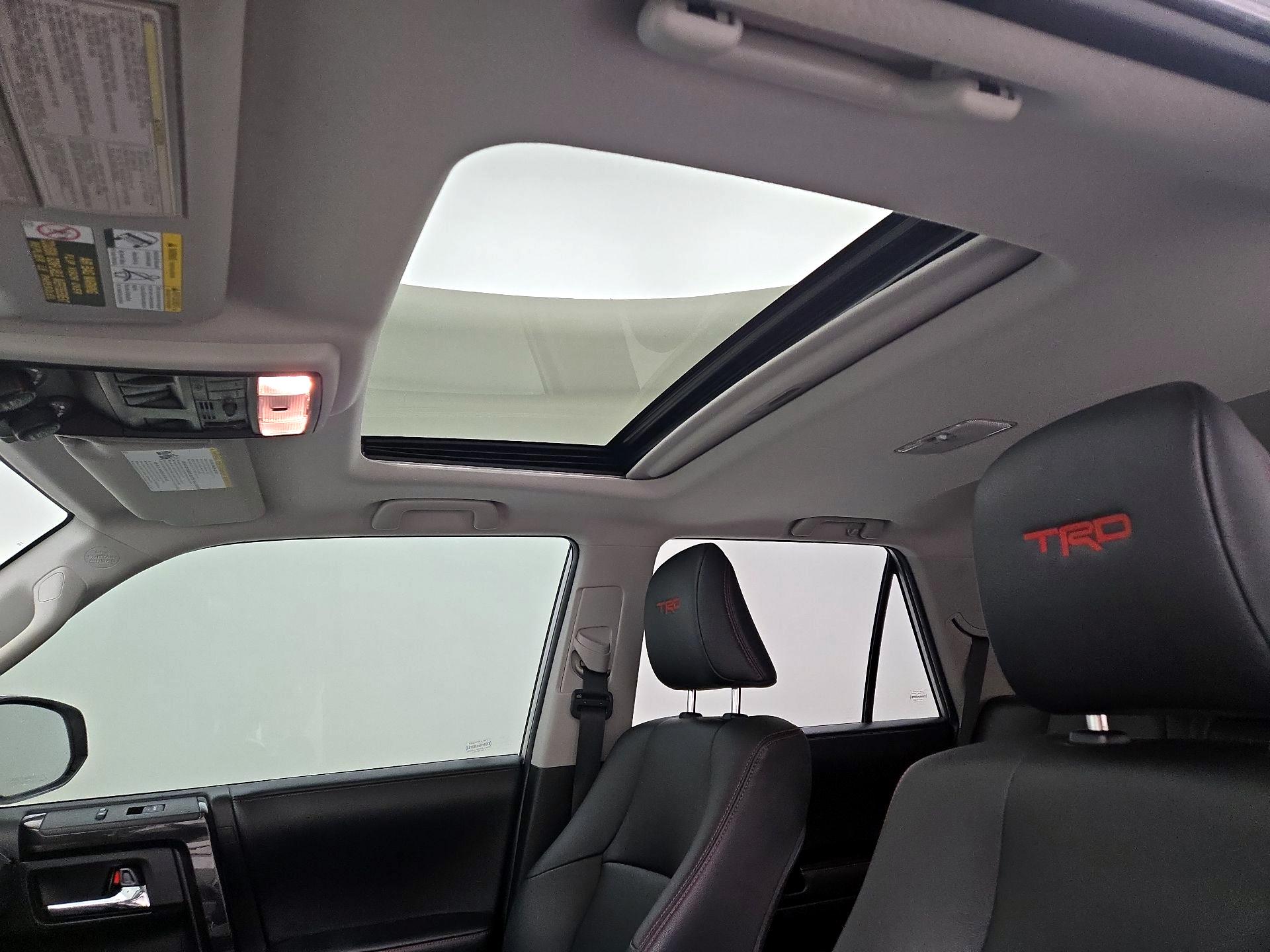 Thumbnail: 2019 Toyota 4Runner - 19