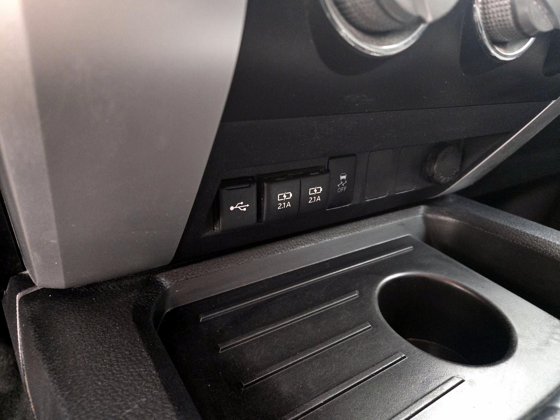 Thumbnail: 2021 Toyota Tundra - 16