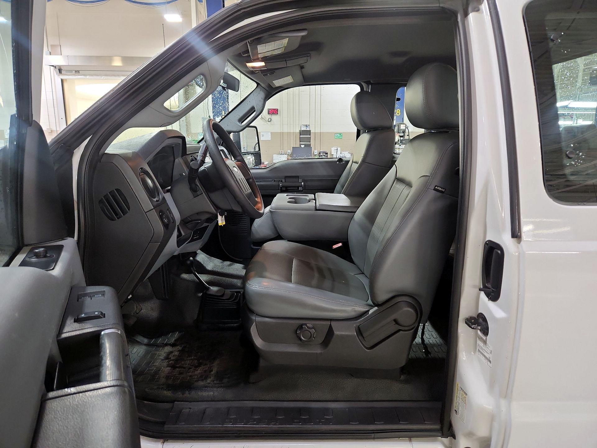 Thumbnail: 2015 Ford F-250 - 9