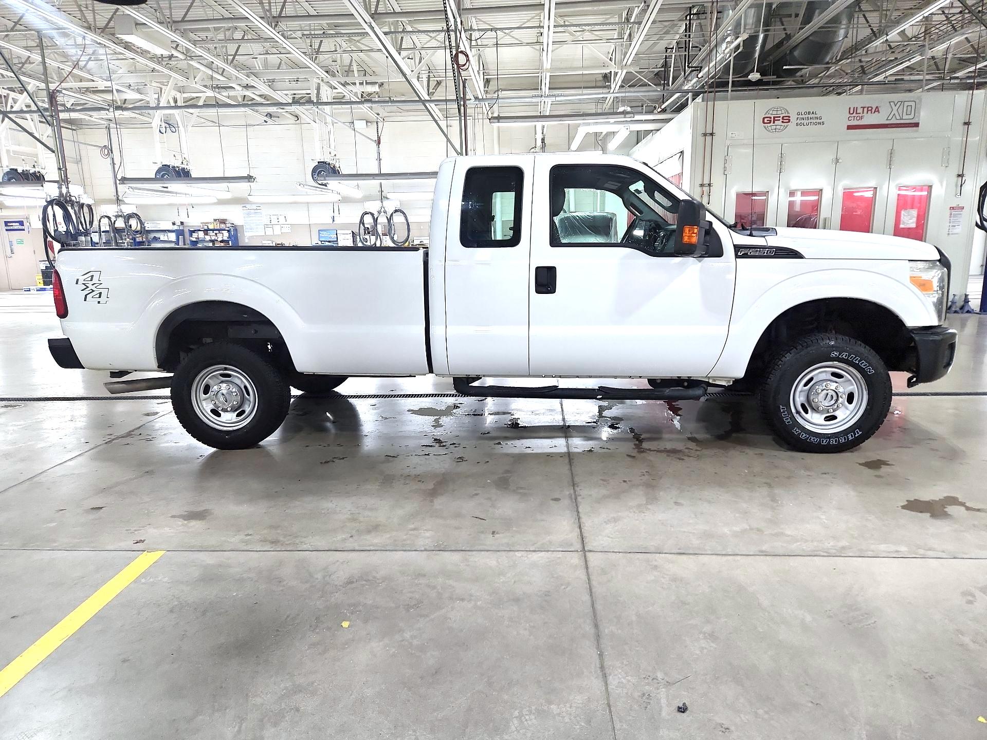 Thumbnail: 2015 Ford F-250 - 4