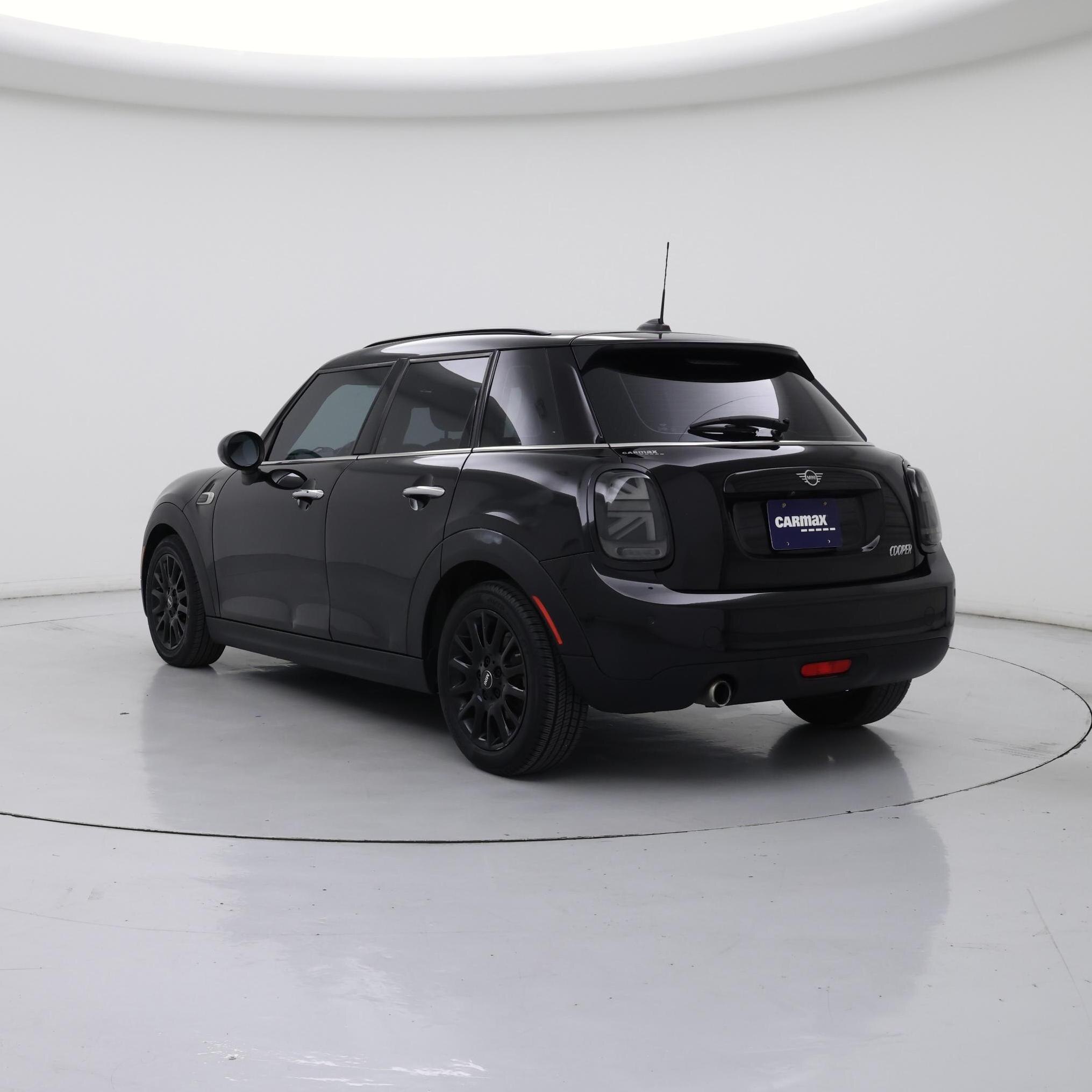 Thumbnail: 2019 MINI Cooper Hardtop - 2