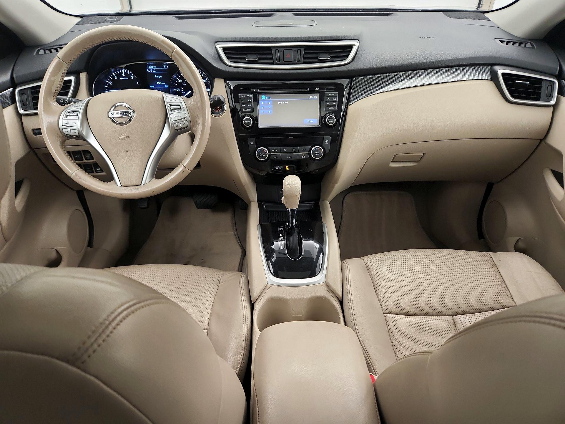 Thumbnail: 2015 Nissan Rogue - 9