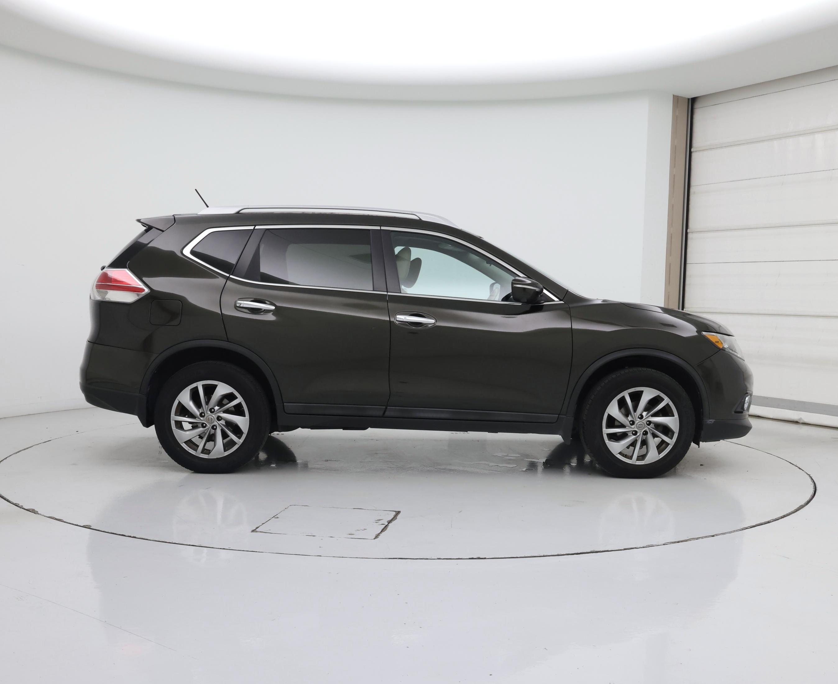 Thumbnail: 2015 Nissan Rogue - 7