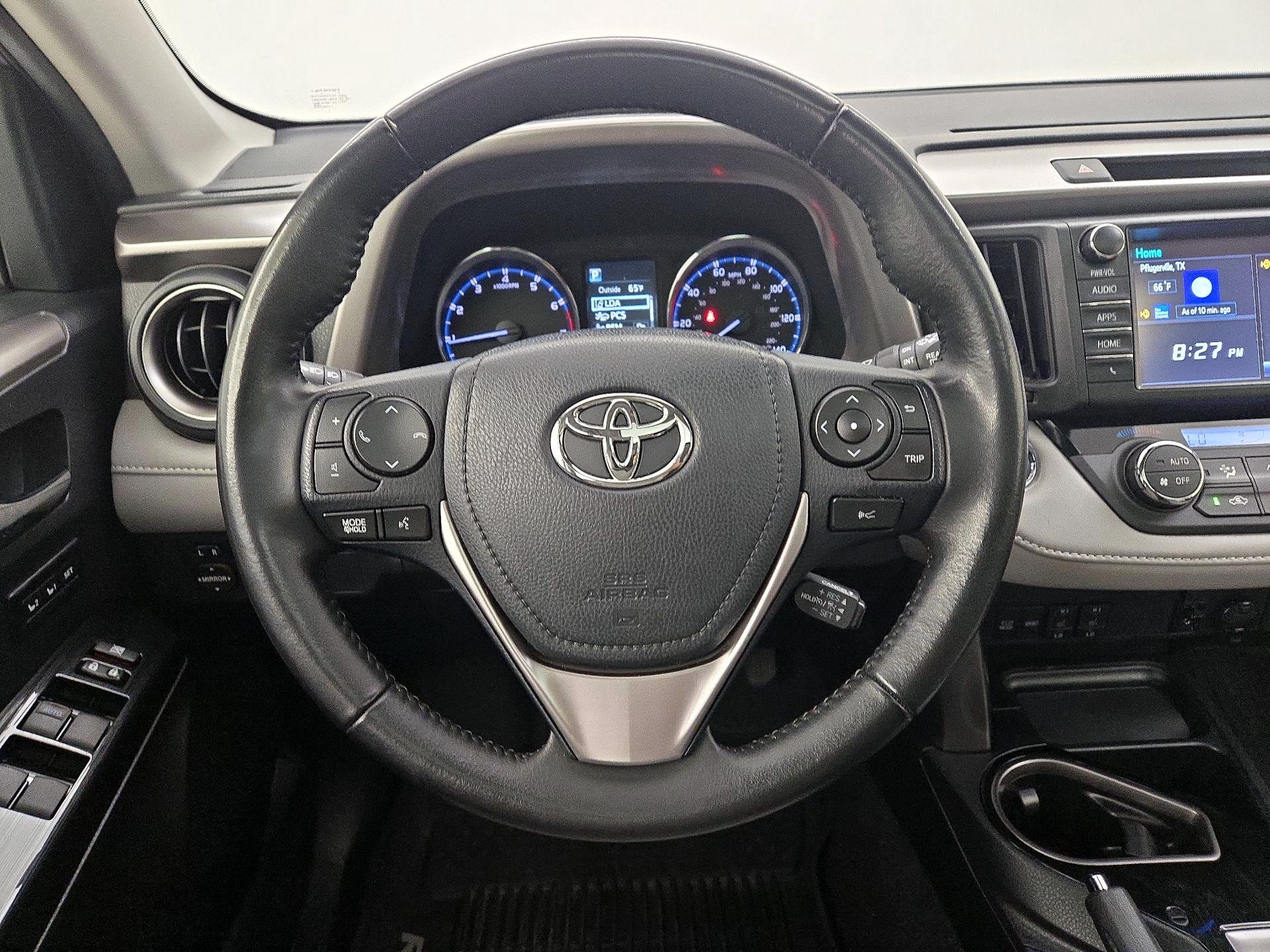 Thumbnail: 2018 Toyota RAV4 - 10