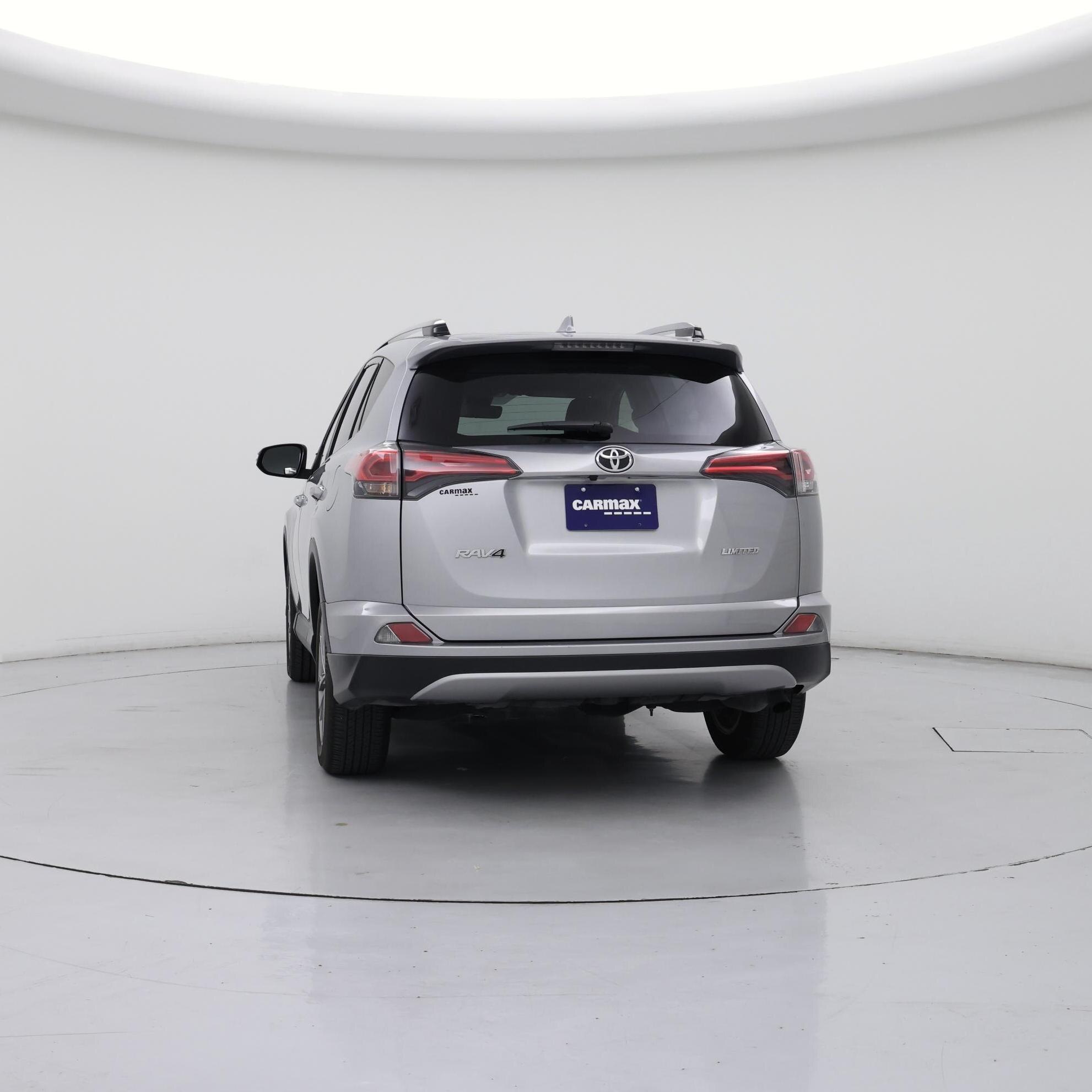 Thumbnail: 2018 Toyota RAV4 - 6