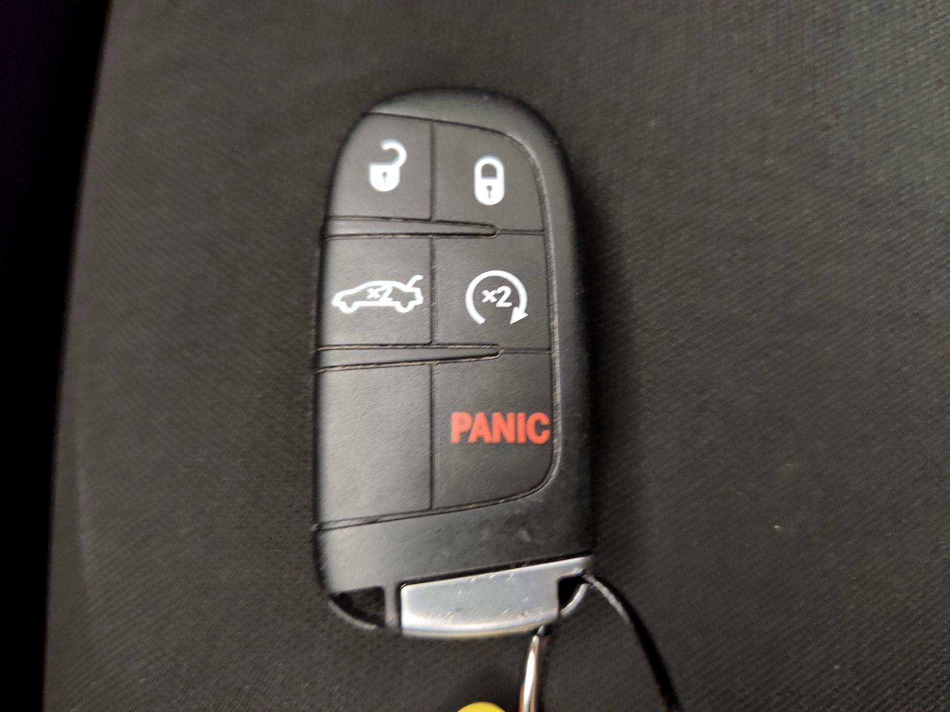 Thumbnail: 2022 Dodge Charger - 20