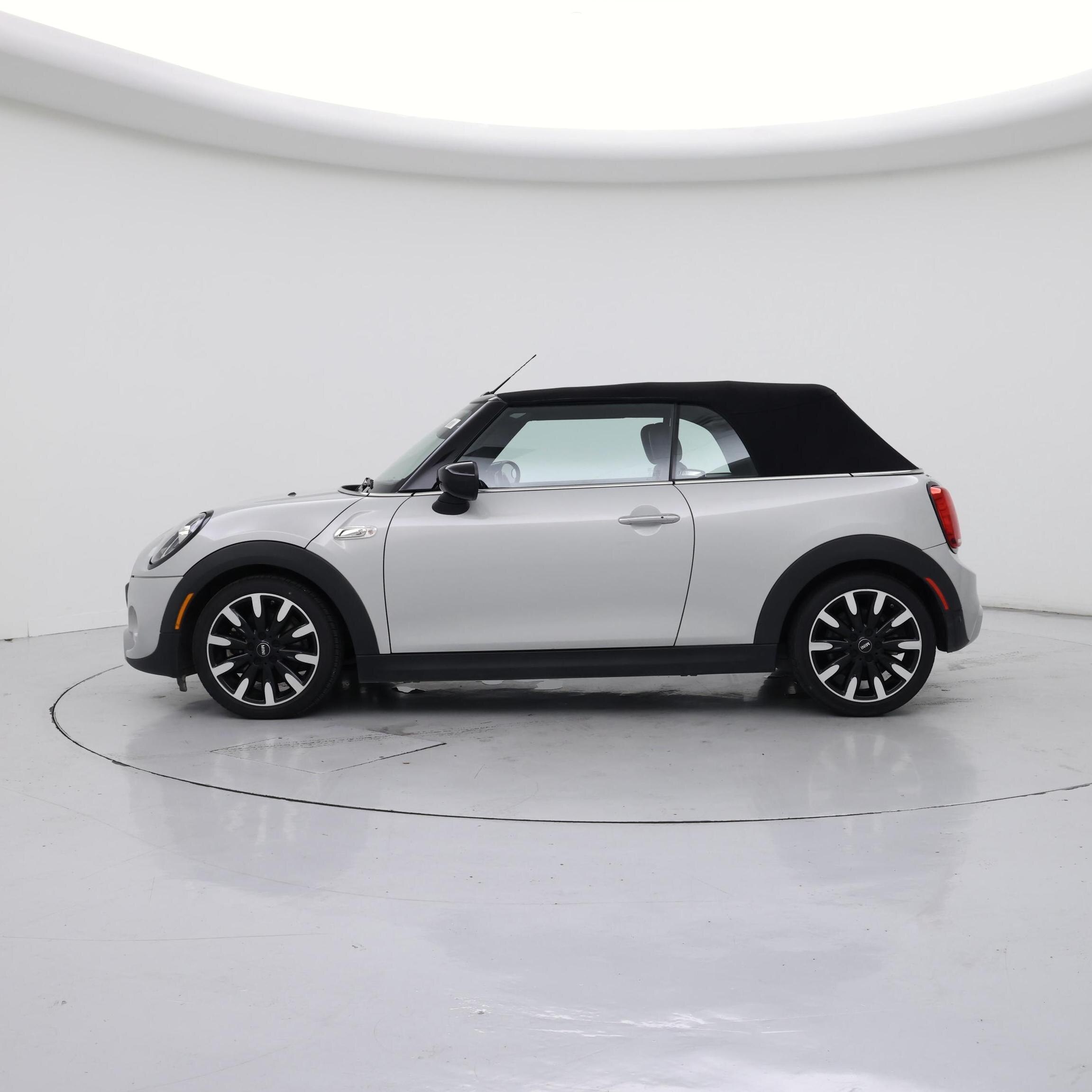 Thumbnail: 2020 MINI Cooper - 3