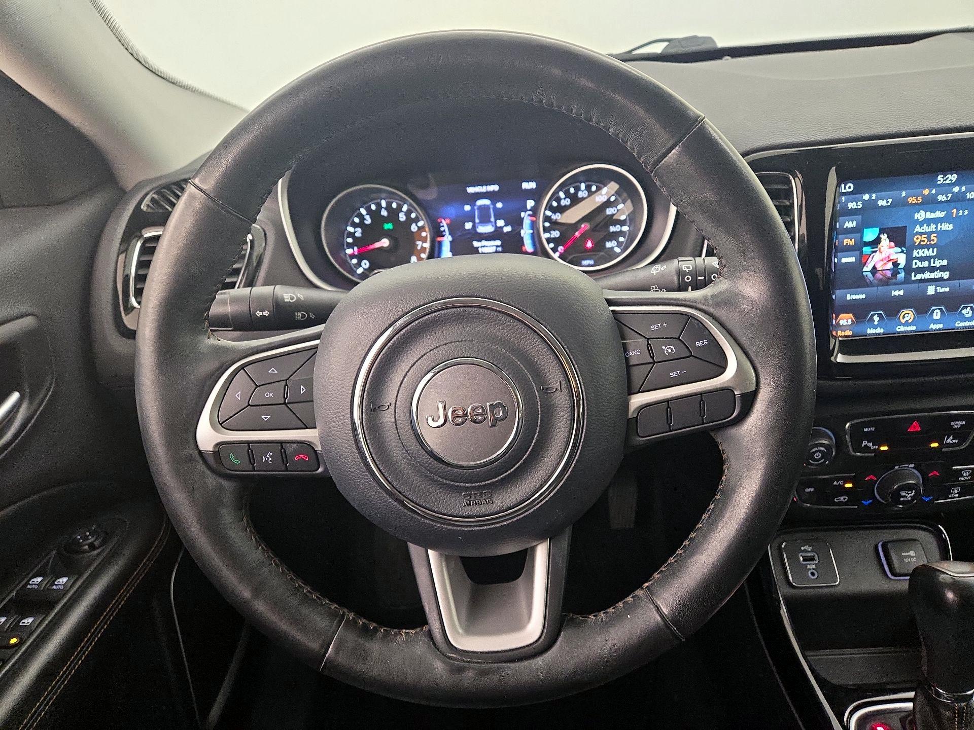 Thumbnail: 2018 Jeep Compass - 10