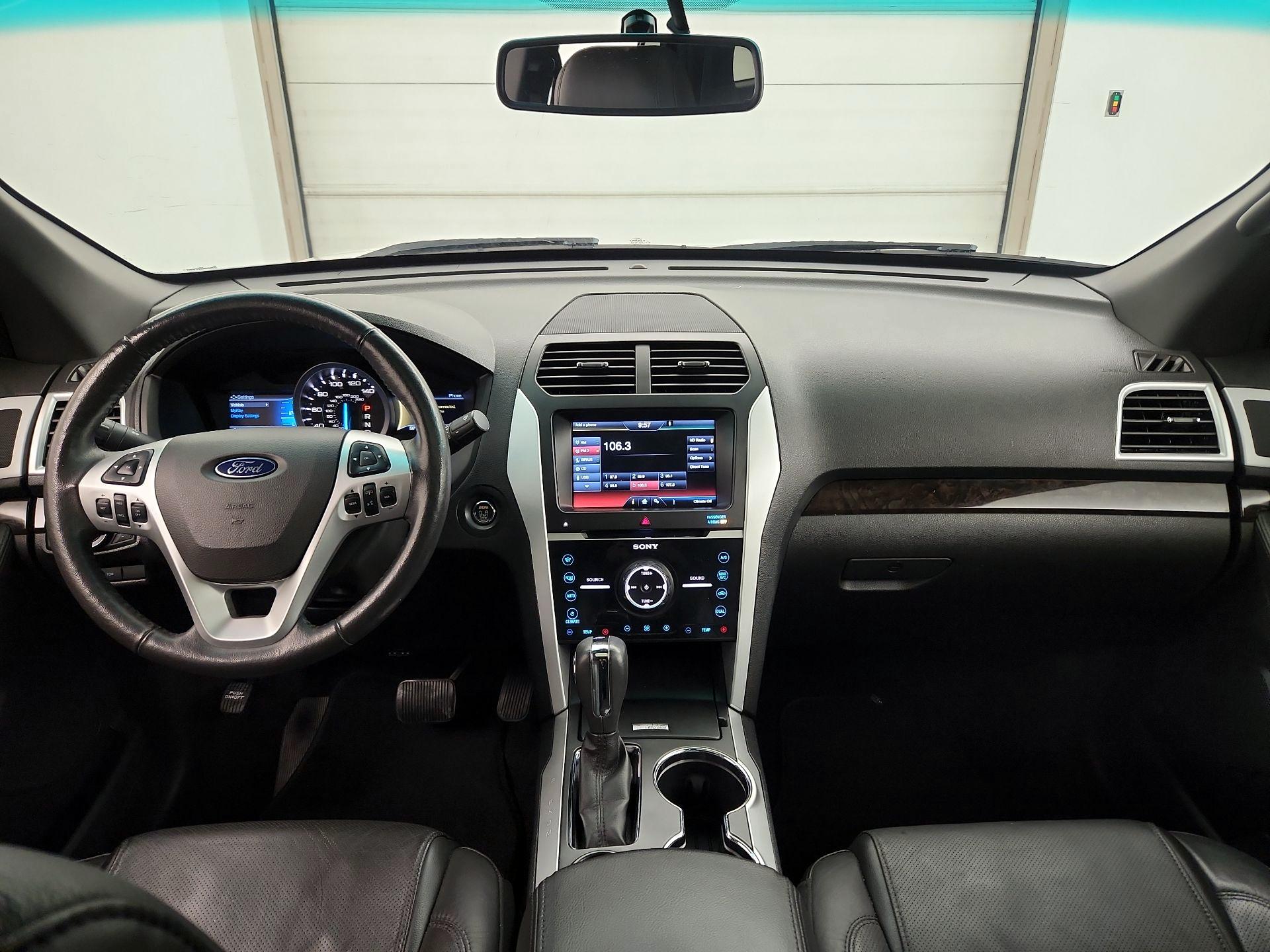 Thumbnail: 2014 Ford Explorer - 9