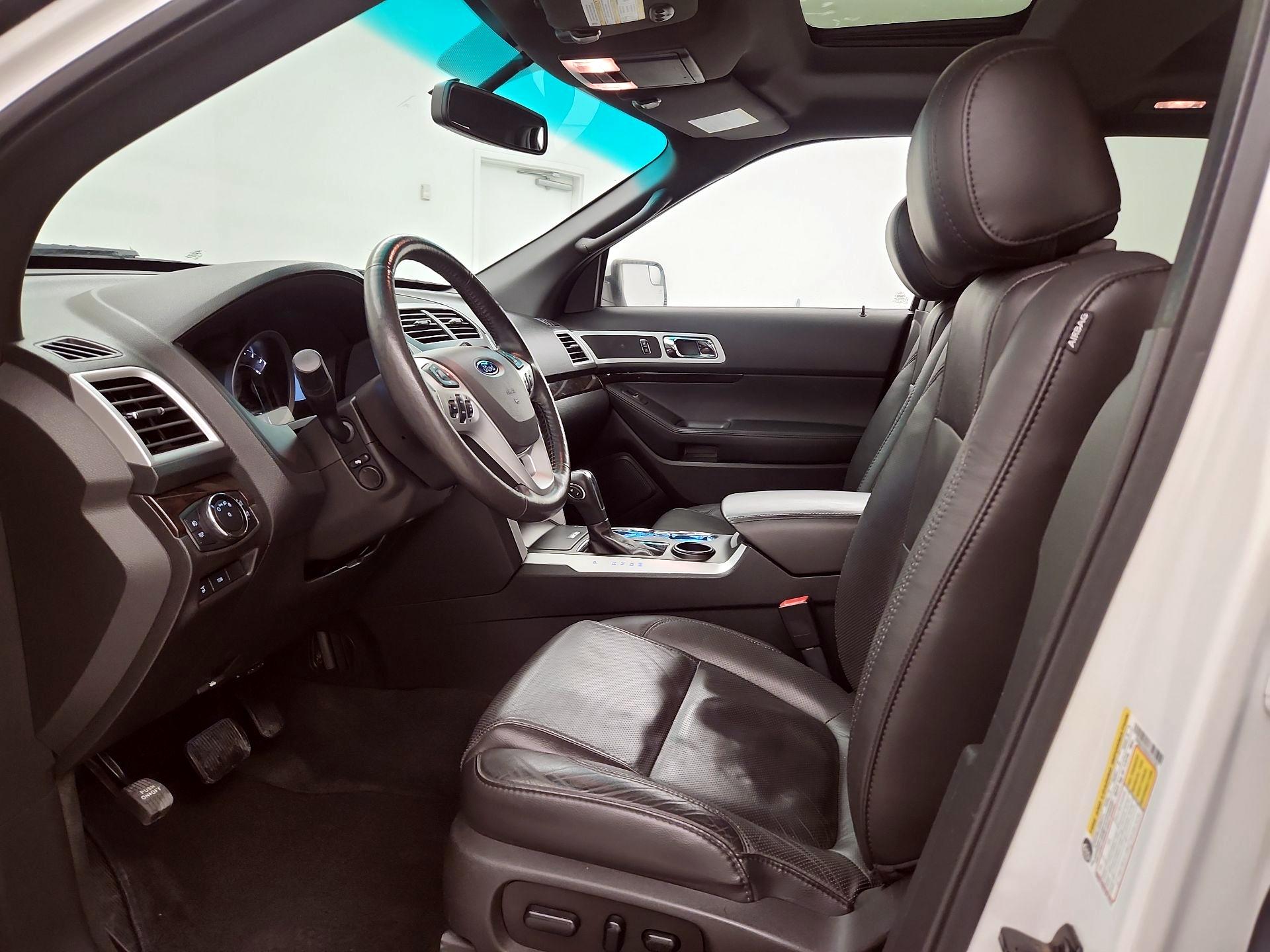 Thumbnail: 2014 Ford Explorer - 11