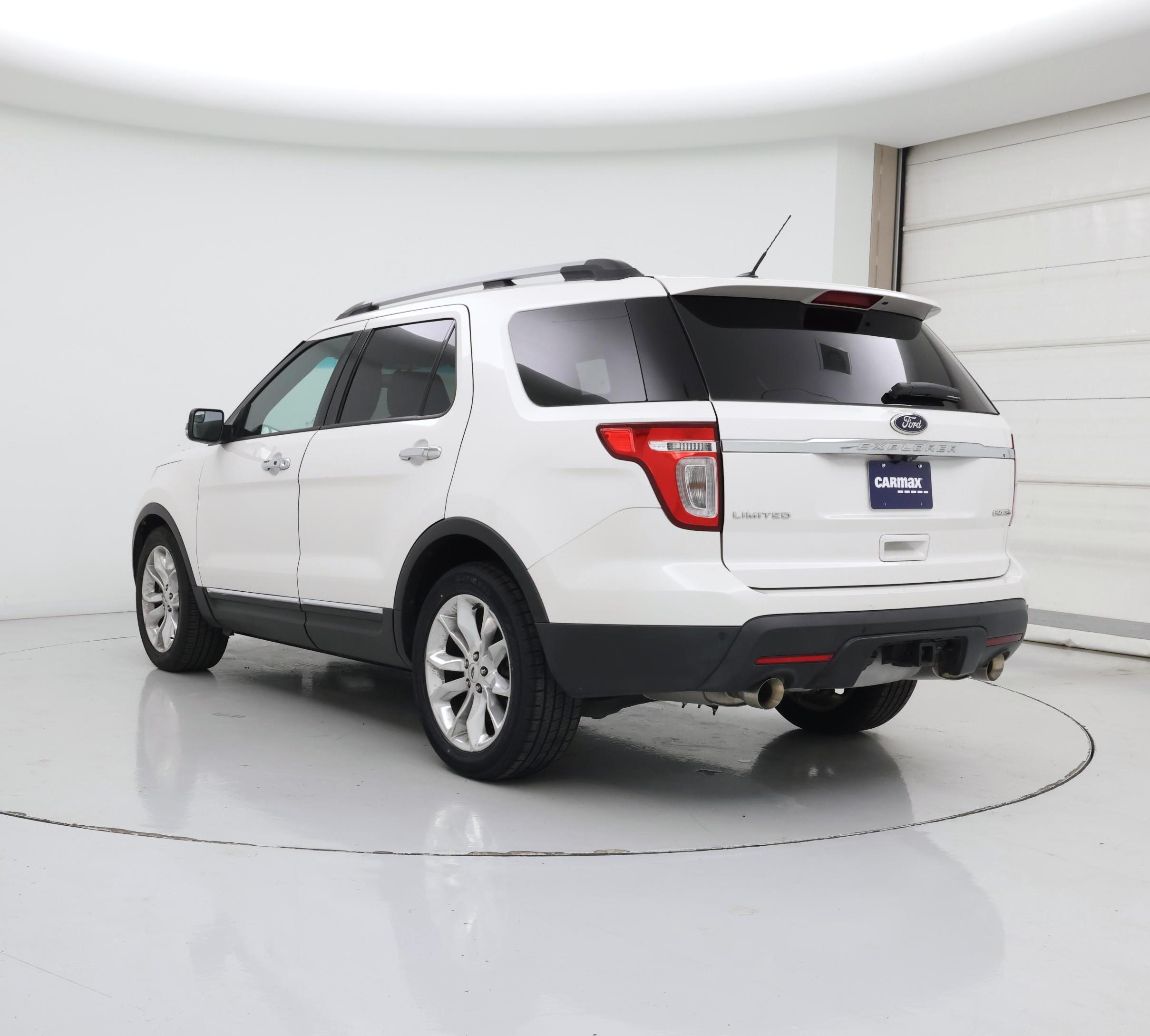Thumbnail: 2014 Ford Explorer - 2