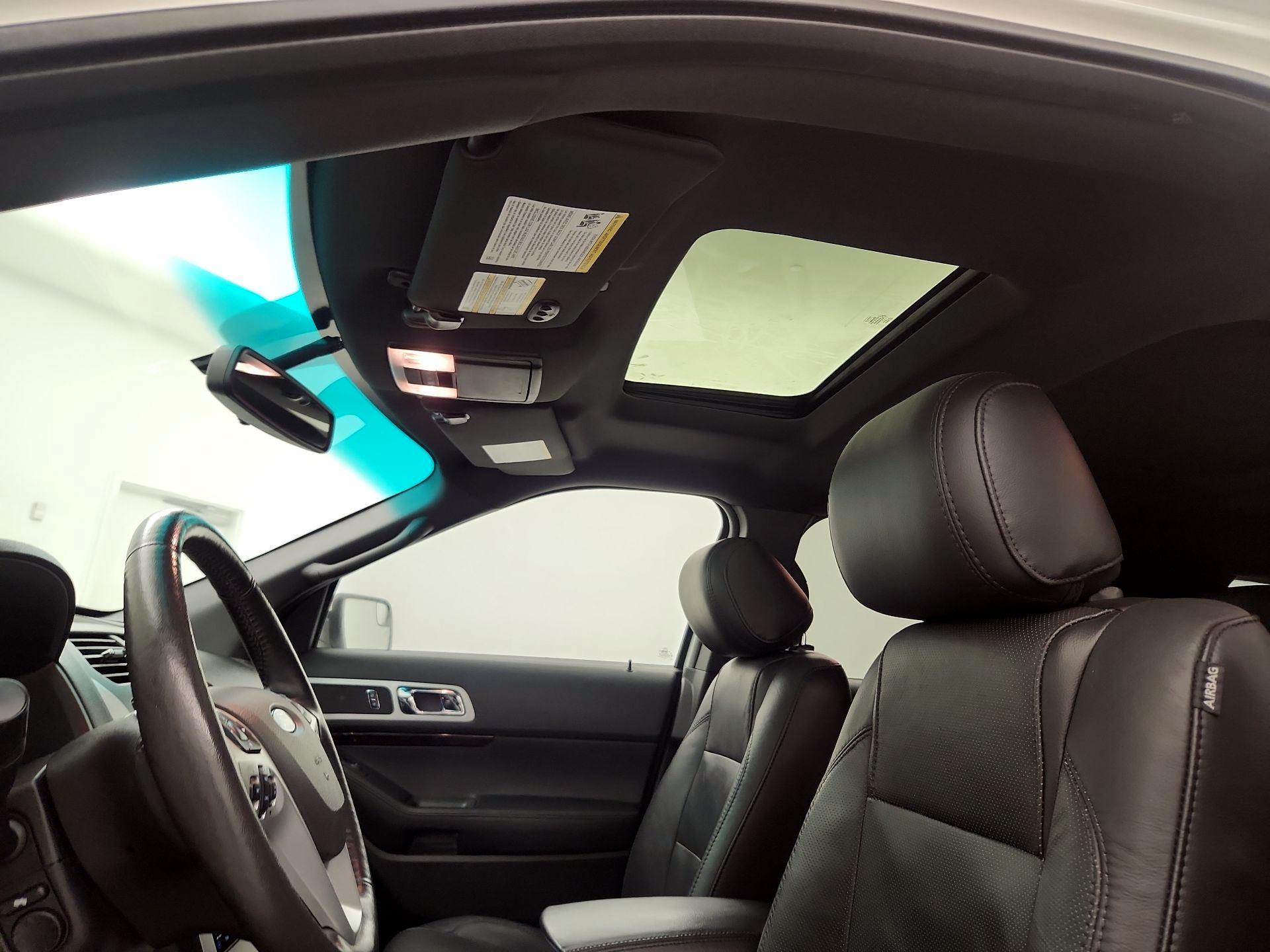 Thumbnail: 2014 Ford Explorer - 20