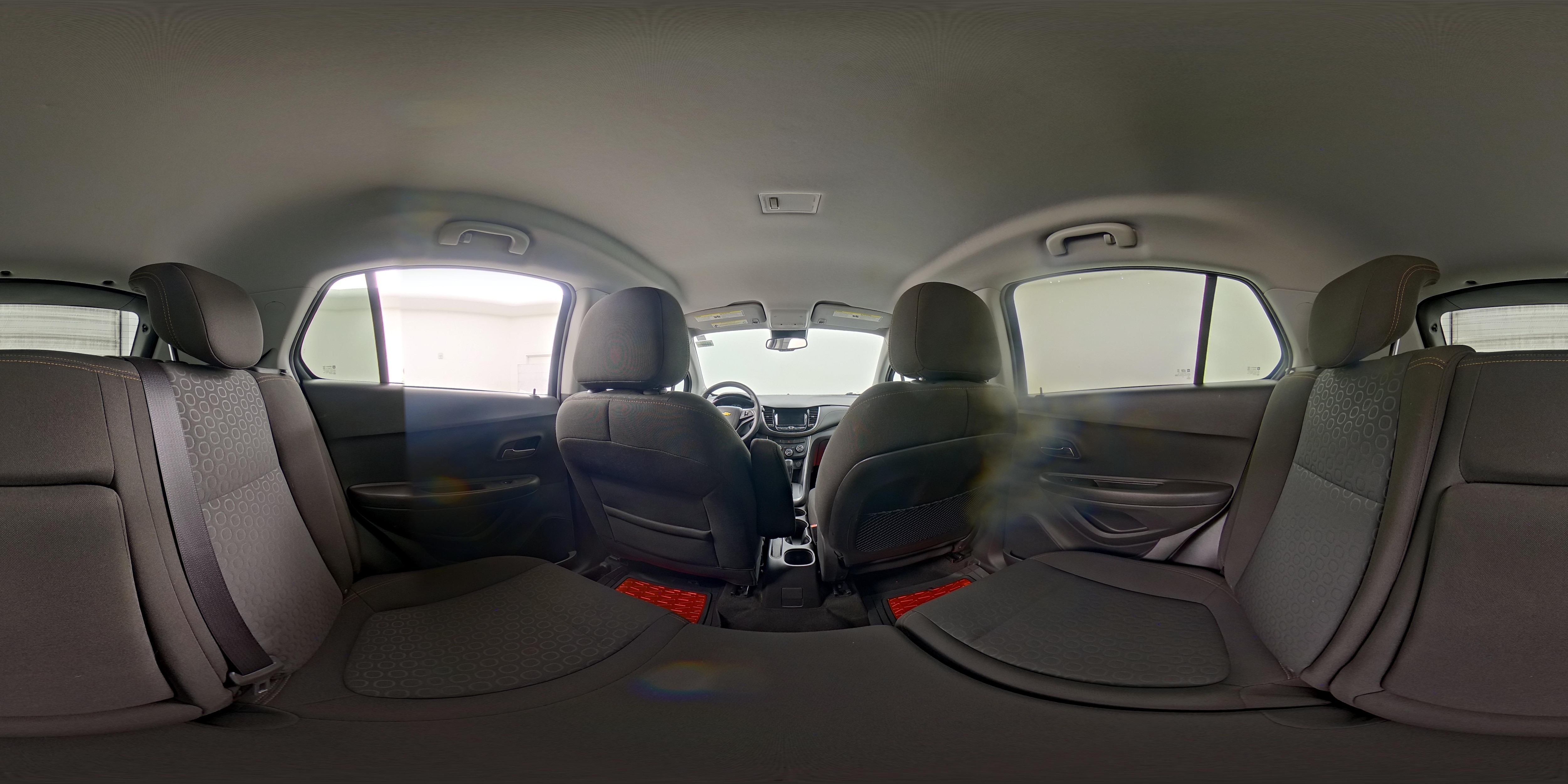 2020 Chevrolet Trax LS - Photo 25