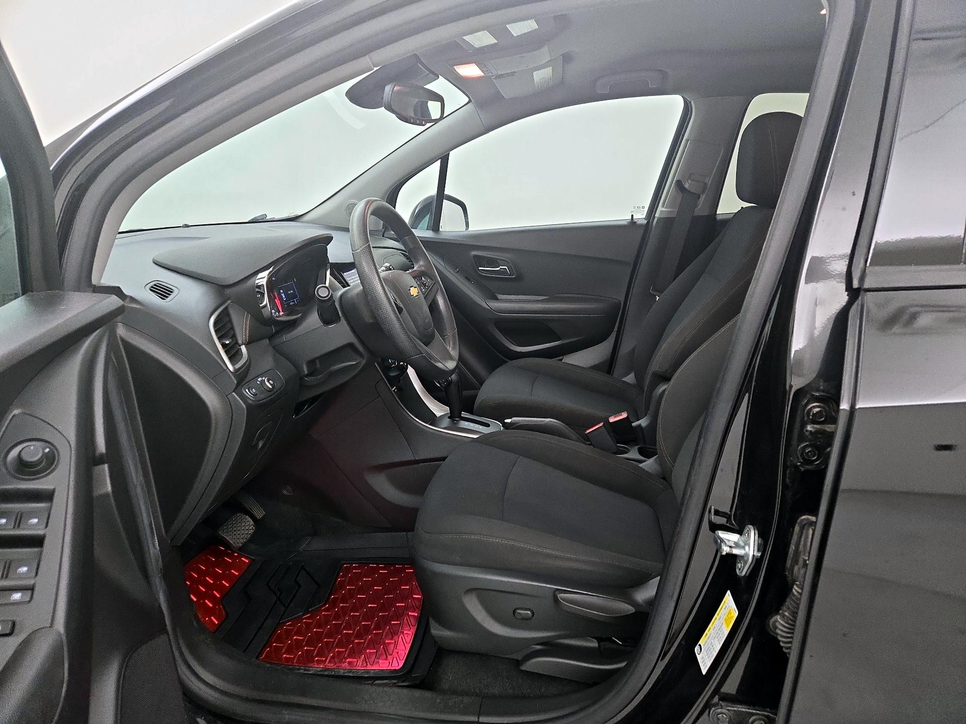 Thumbnail: 2020 Chevrolet Trax - 11