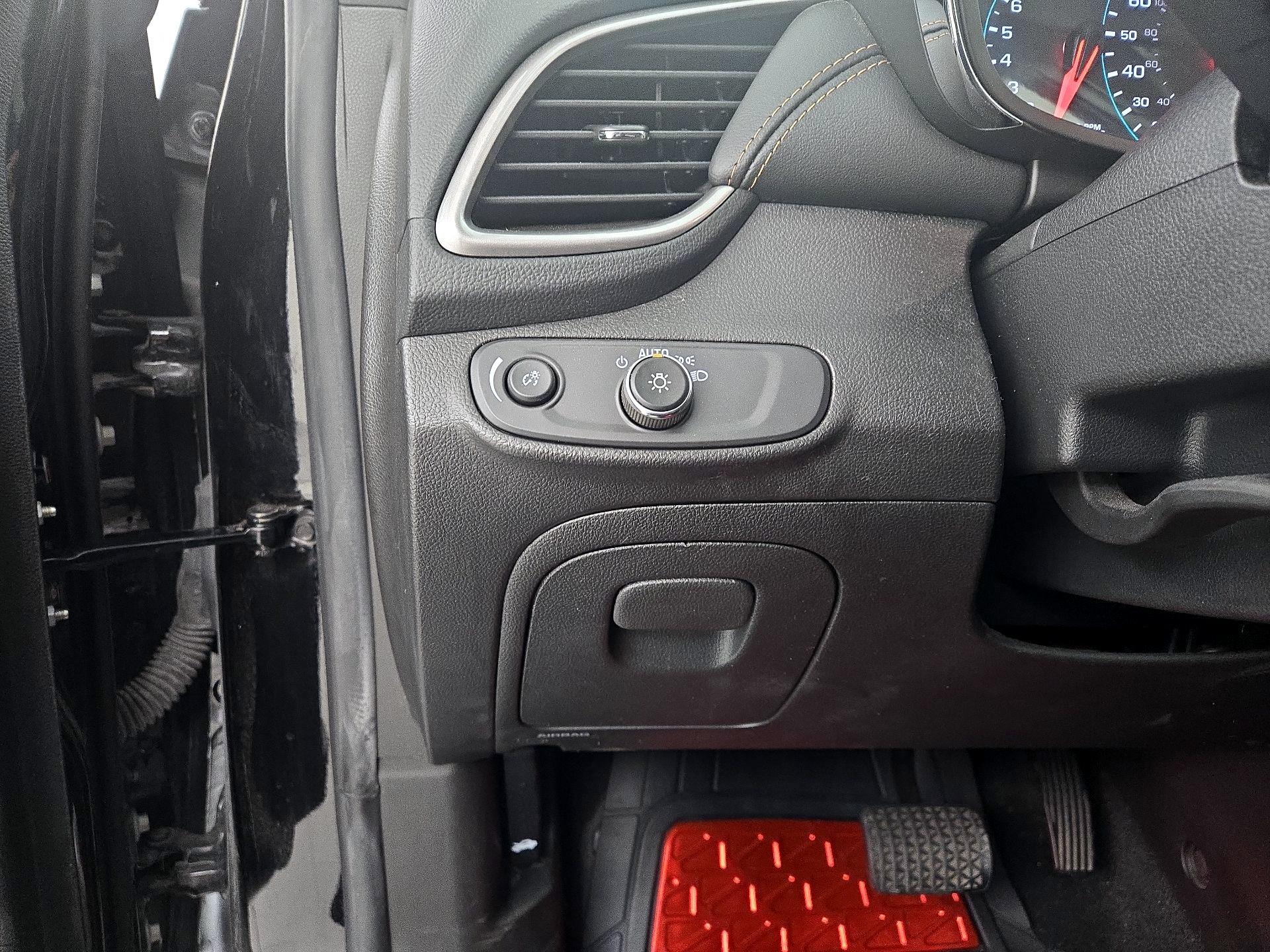 Thumbnail: 2020 Chevrolet Trax - 13