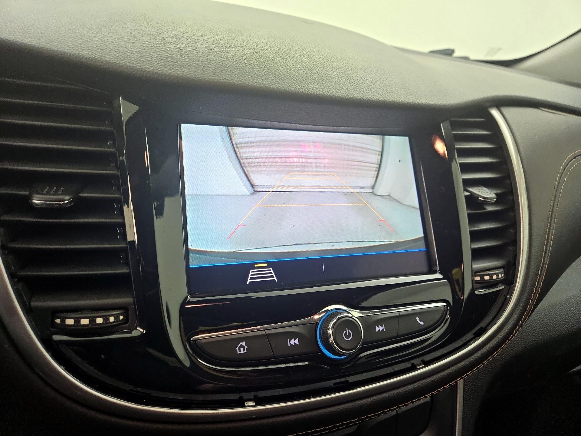 Thumbnail: 2020 Chevrolet Trax - 14