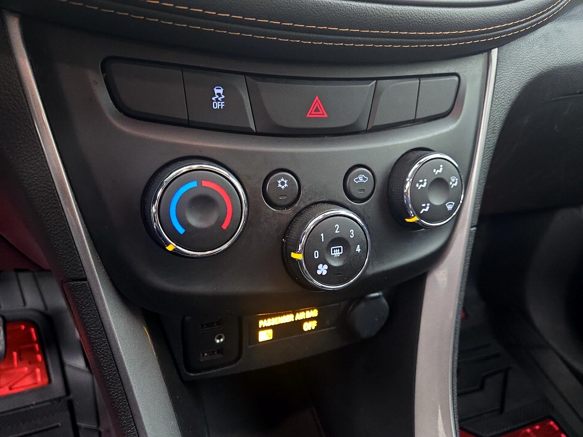 Thumbnail: 2020 Chevrolet Trax - 16