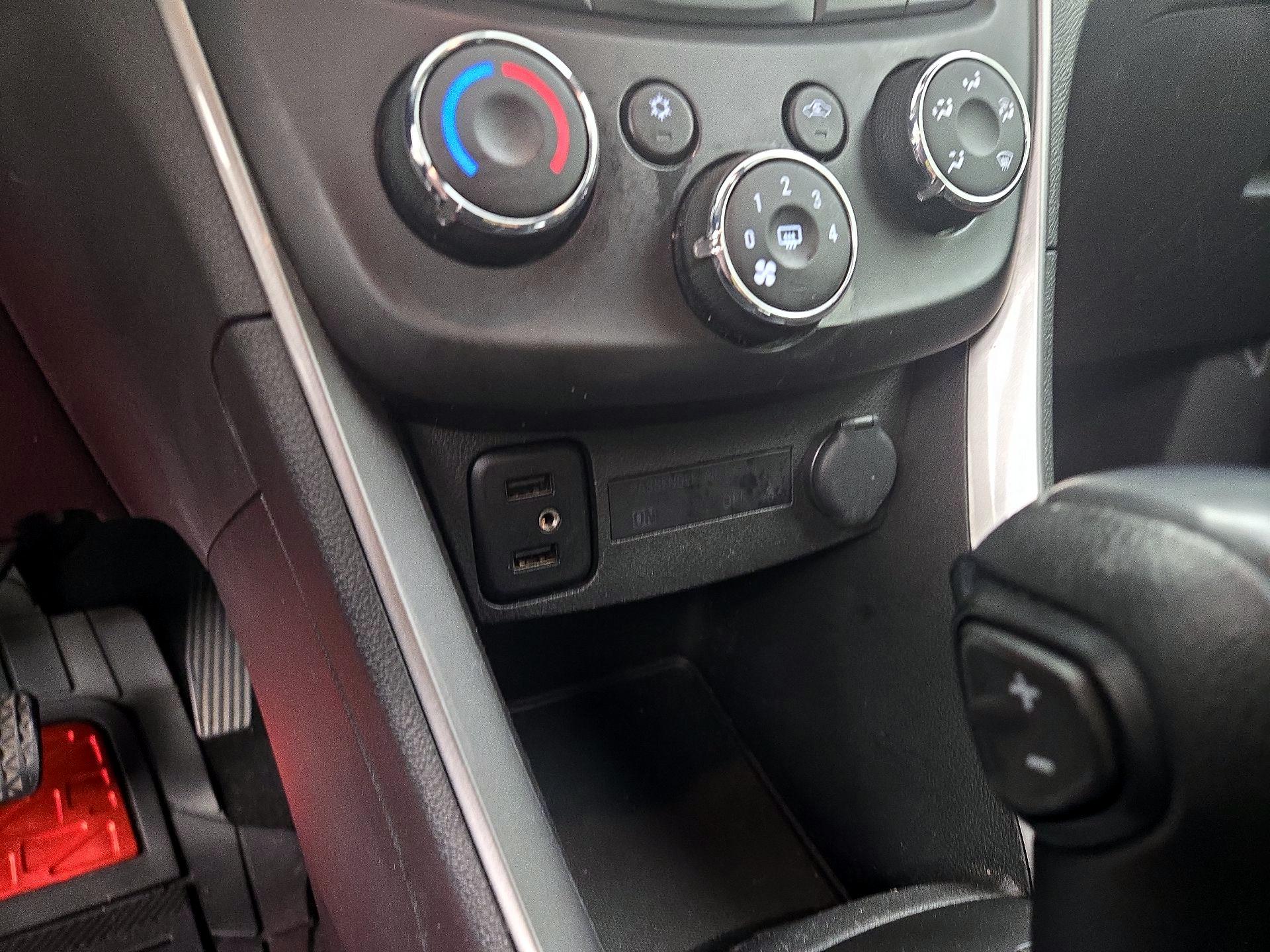 Thumbnail: 2020 Chevrolet Trax - 18