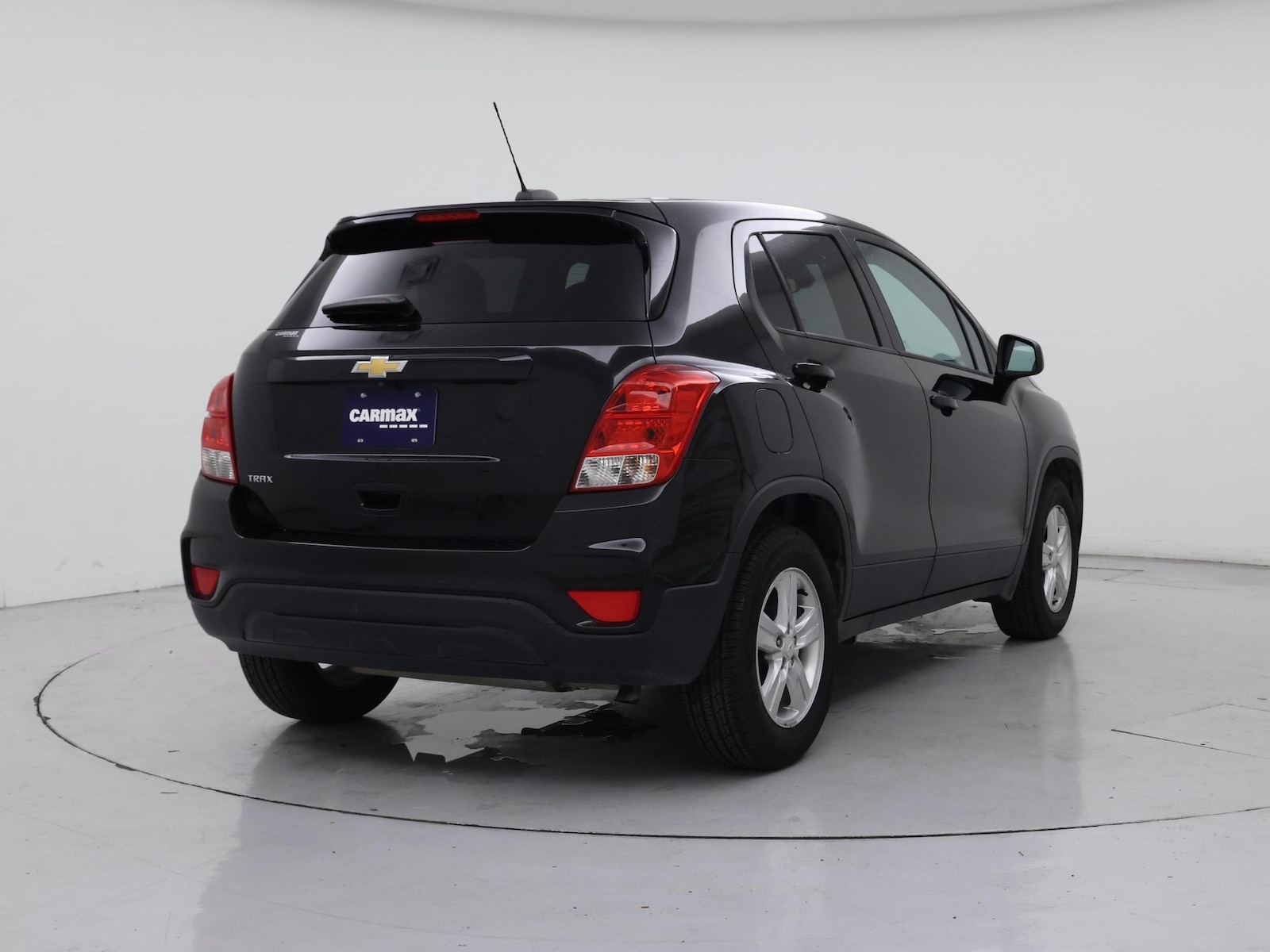 2020 Chevrolet Trax LS - Photo 9