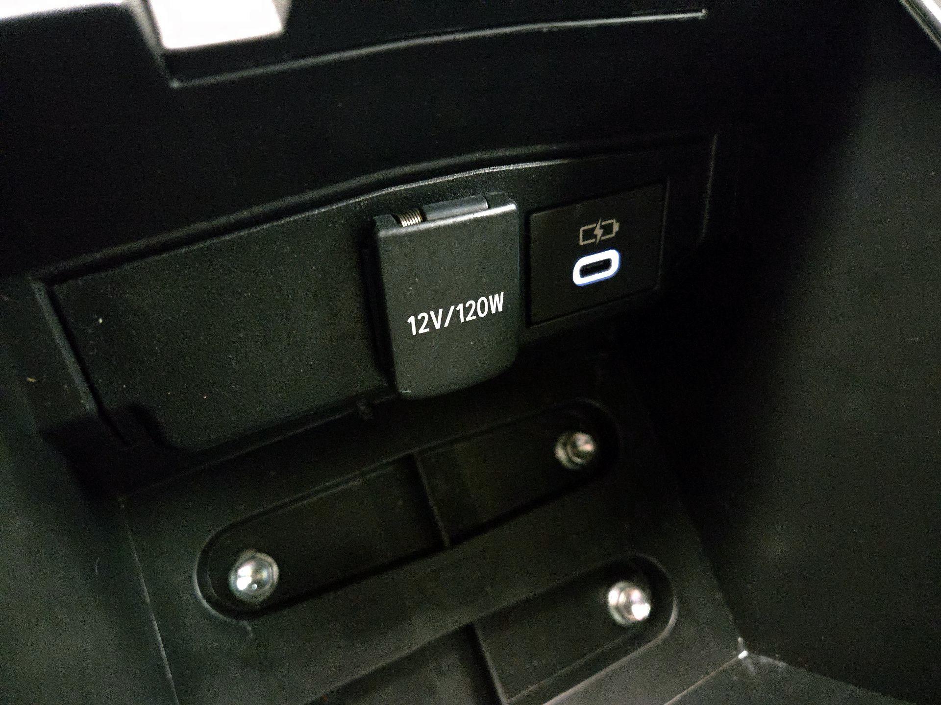 Thumbnail: 2024 Toyota Corolla - 18