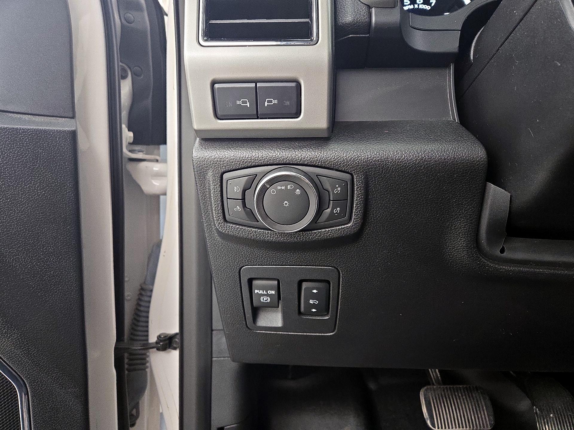 Thumbnail: 2018 Ford F-150 - 13