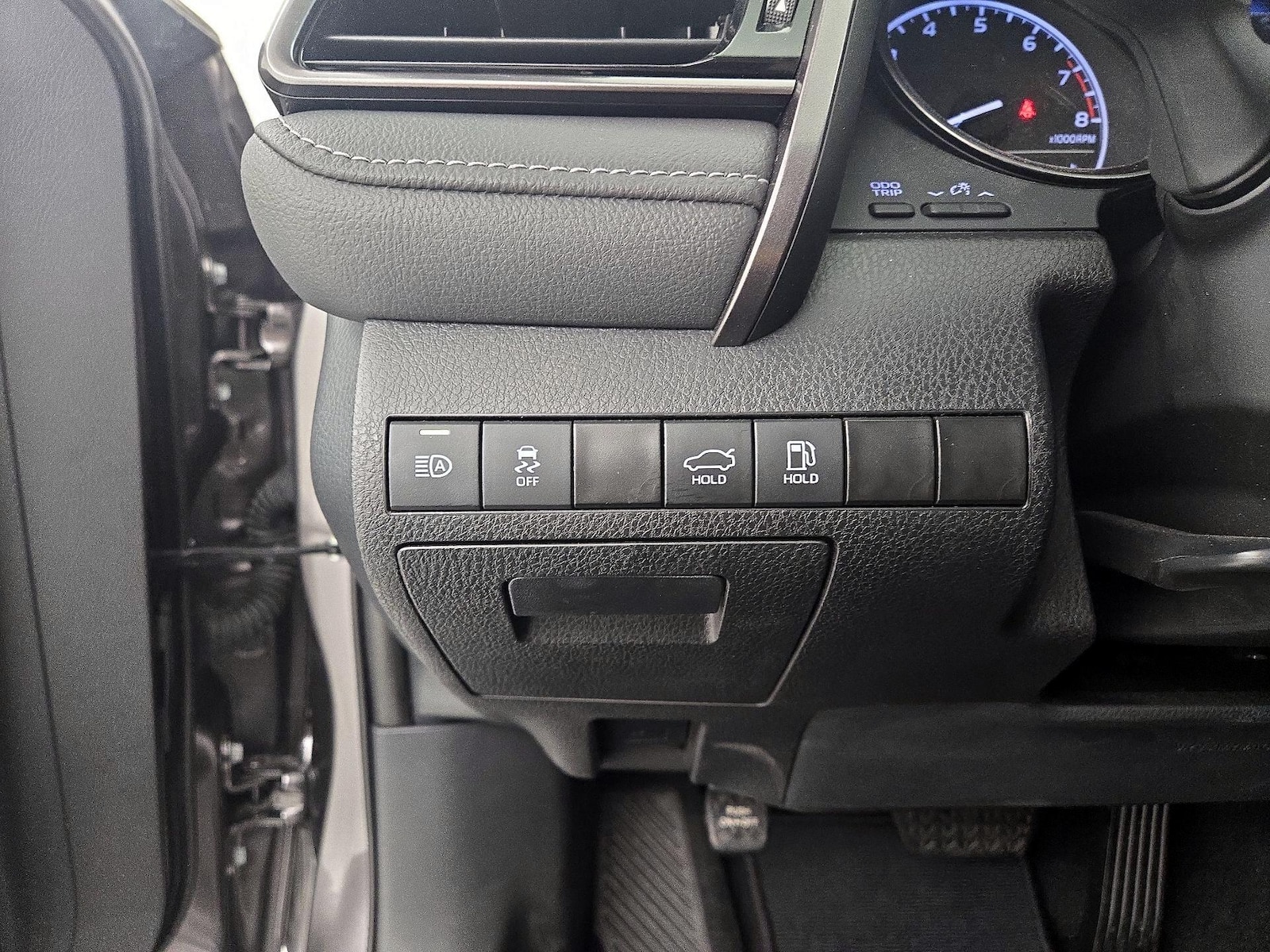 2024 Toyota Camry SE - Photo 14
