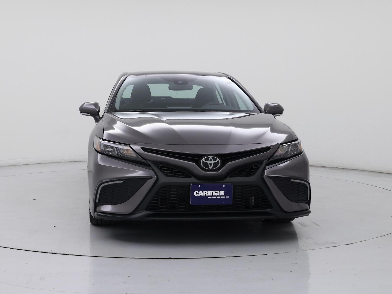 2024 Toyota Camry SE - Photo 6