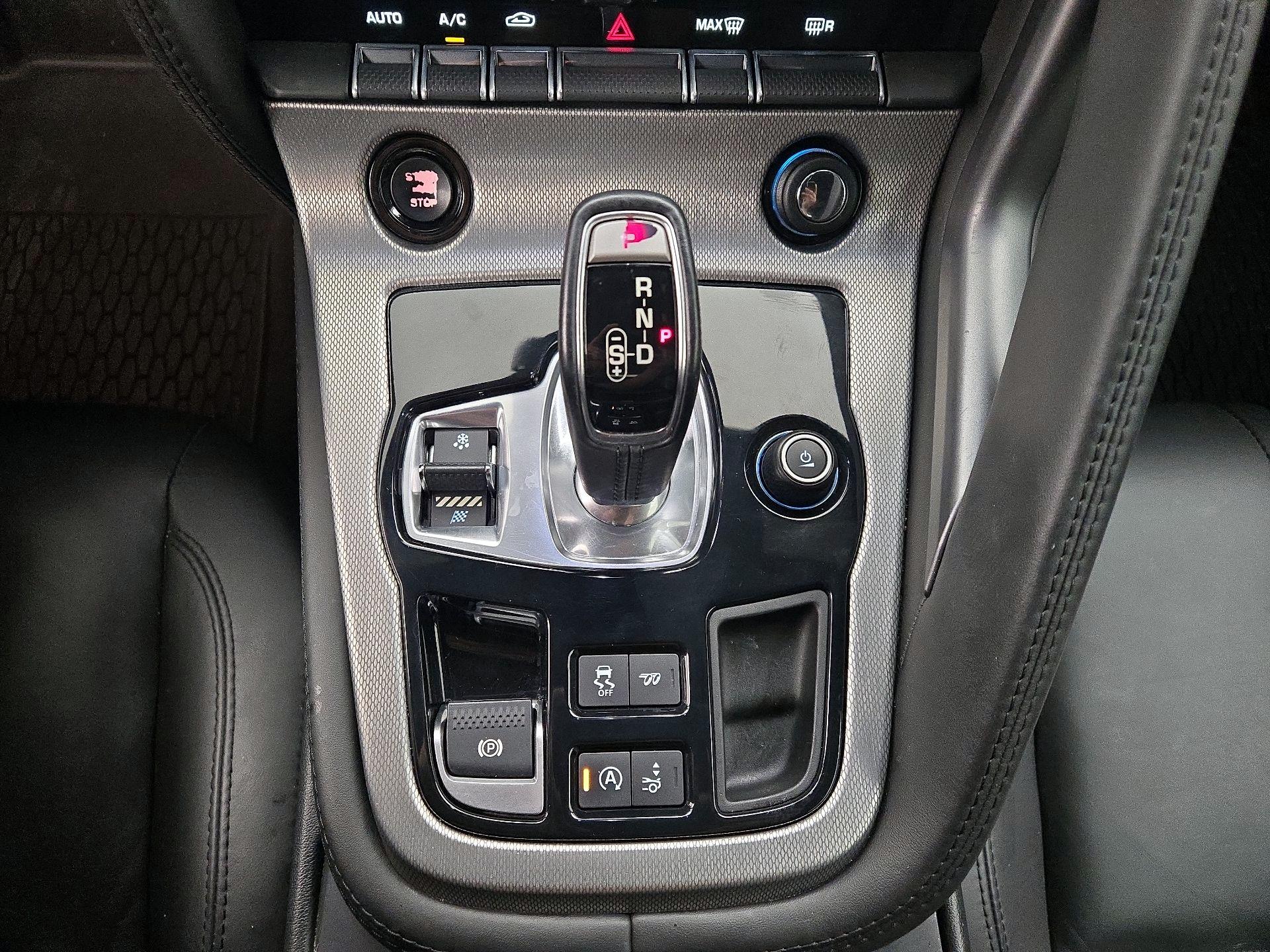 Thumbnail: 2016 Jaguar F-Type - 17