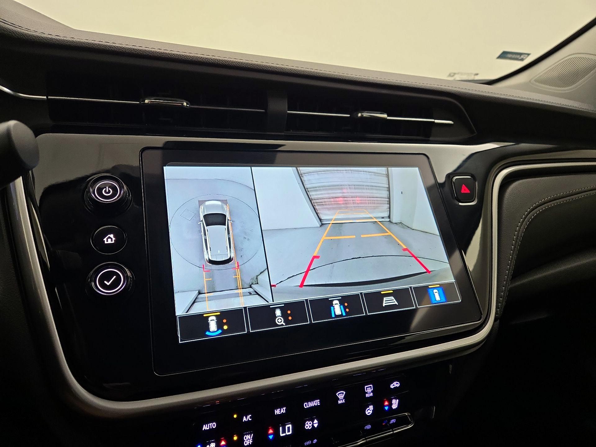 Thumbnail: 2023 Chevrolet Bolt EUV - 15