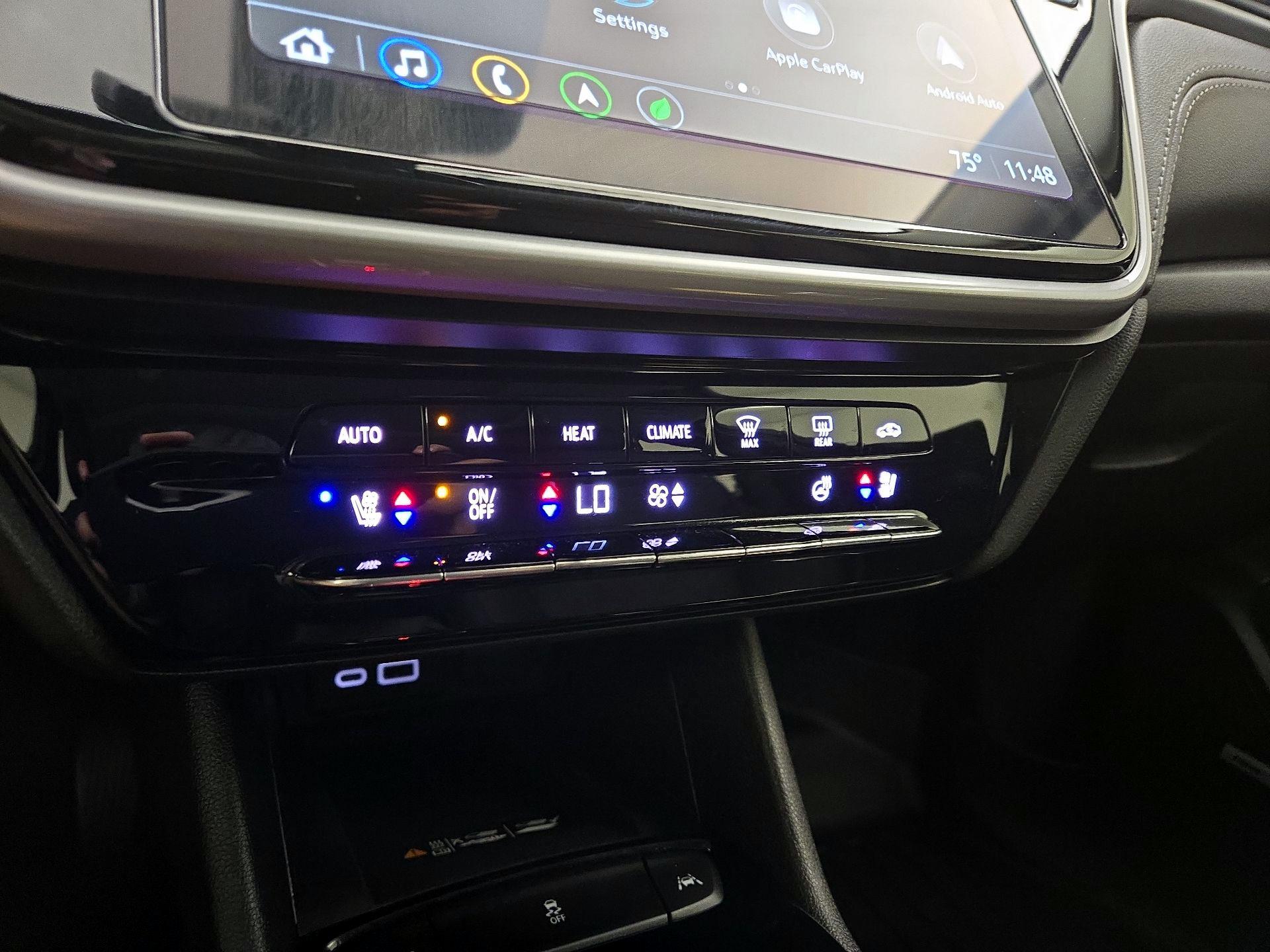 Thumbnail: 2023 Chevrolet Bolt EUV - 17