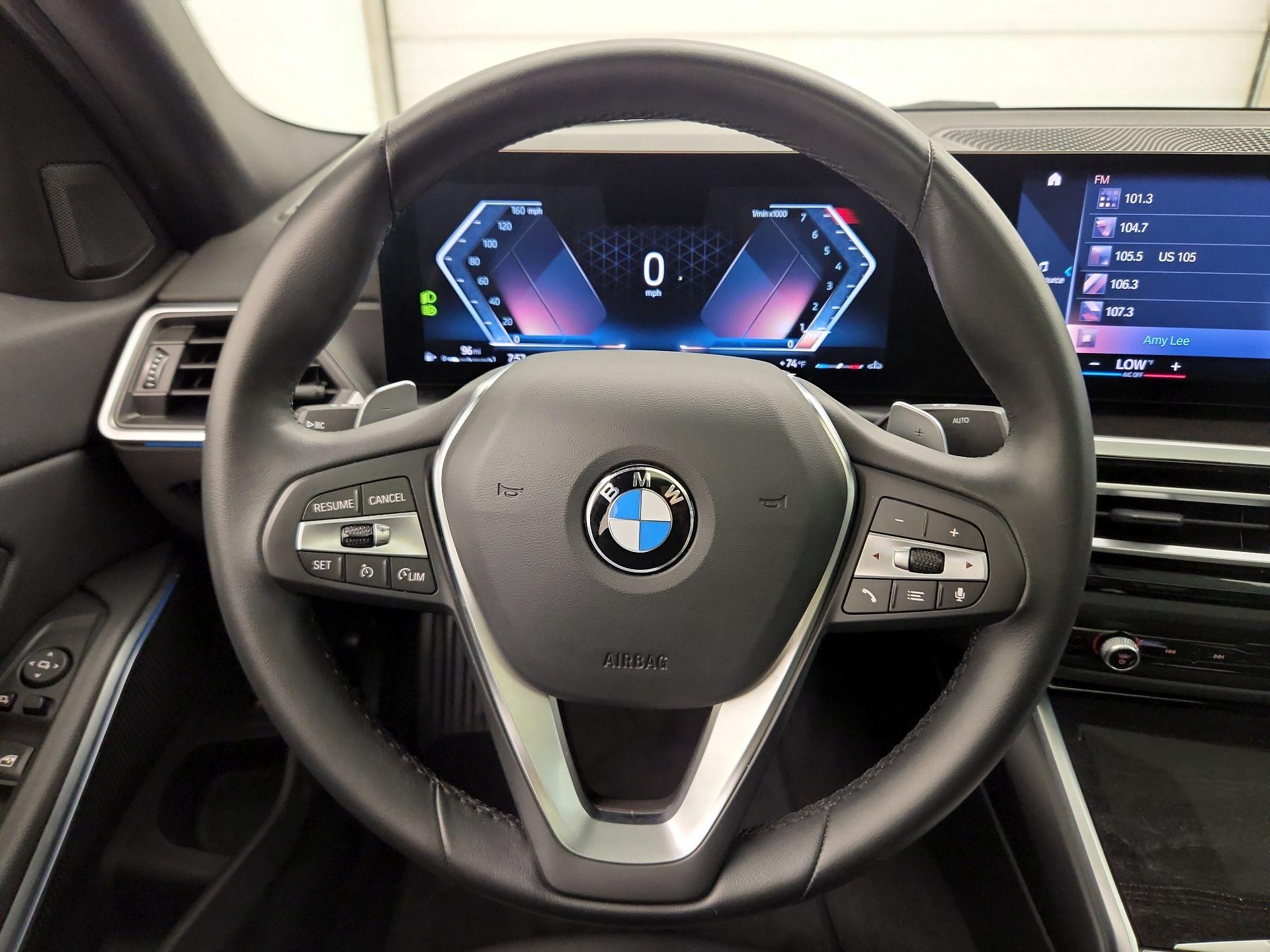 Thumbnail: 2024 BMW 3 Series - 10