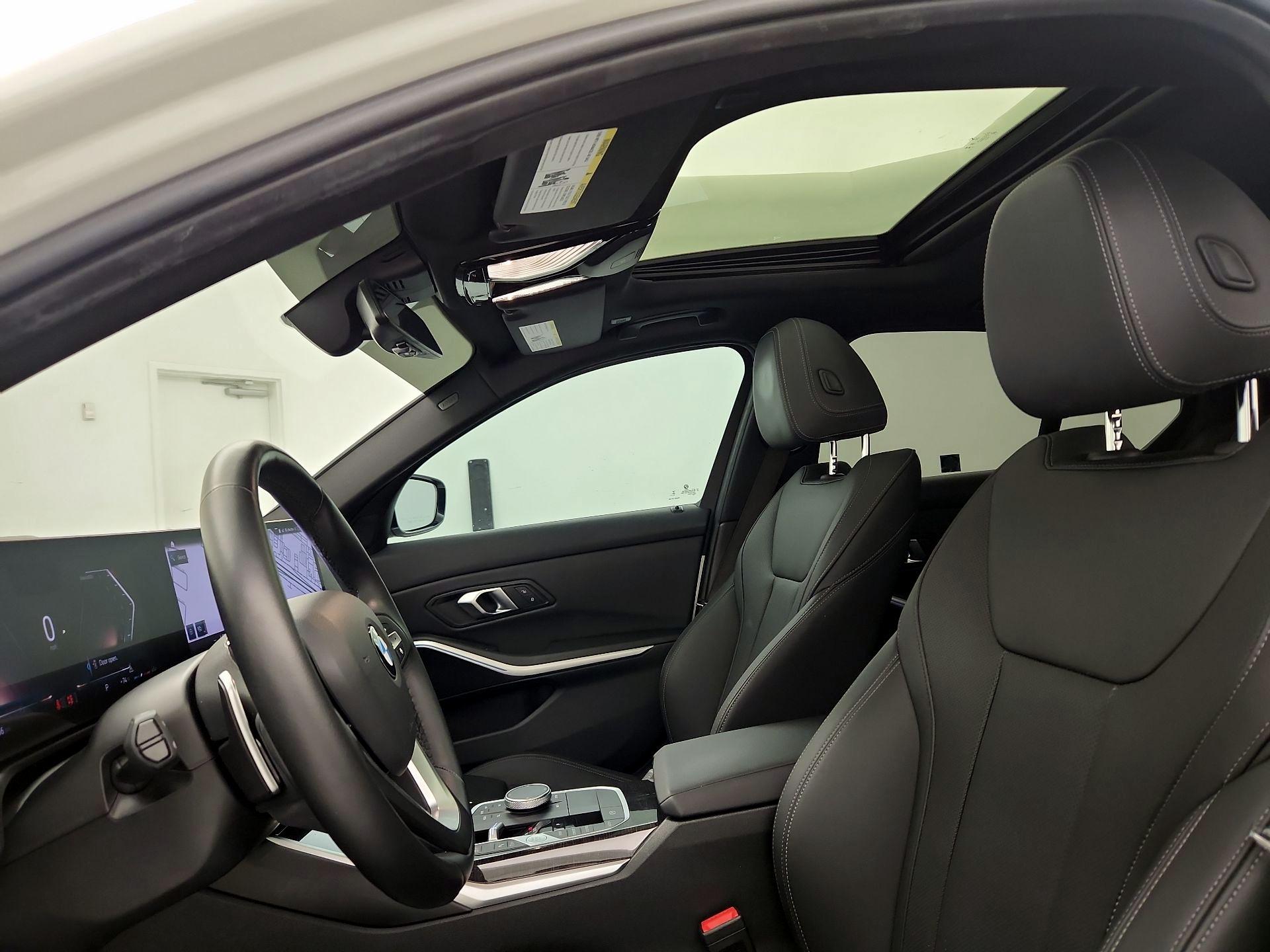Thumbnail: 2024 BMW 3 Series - 20
