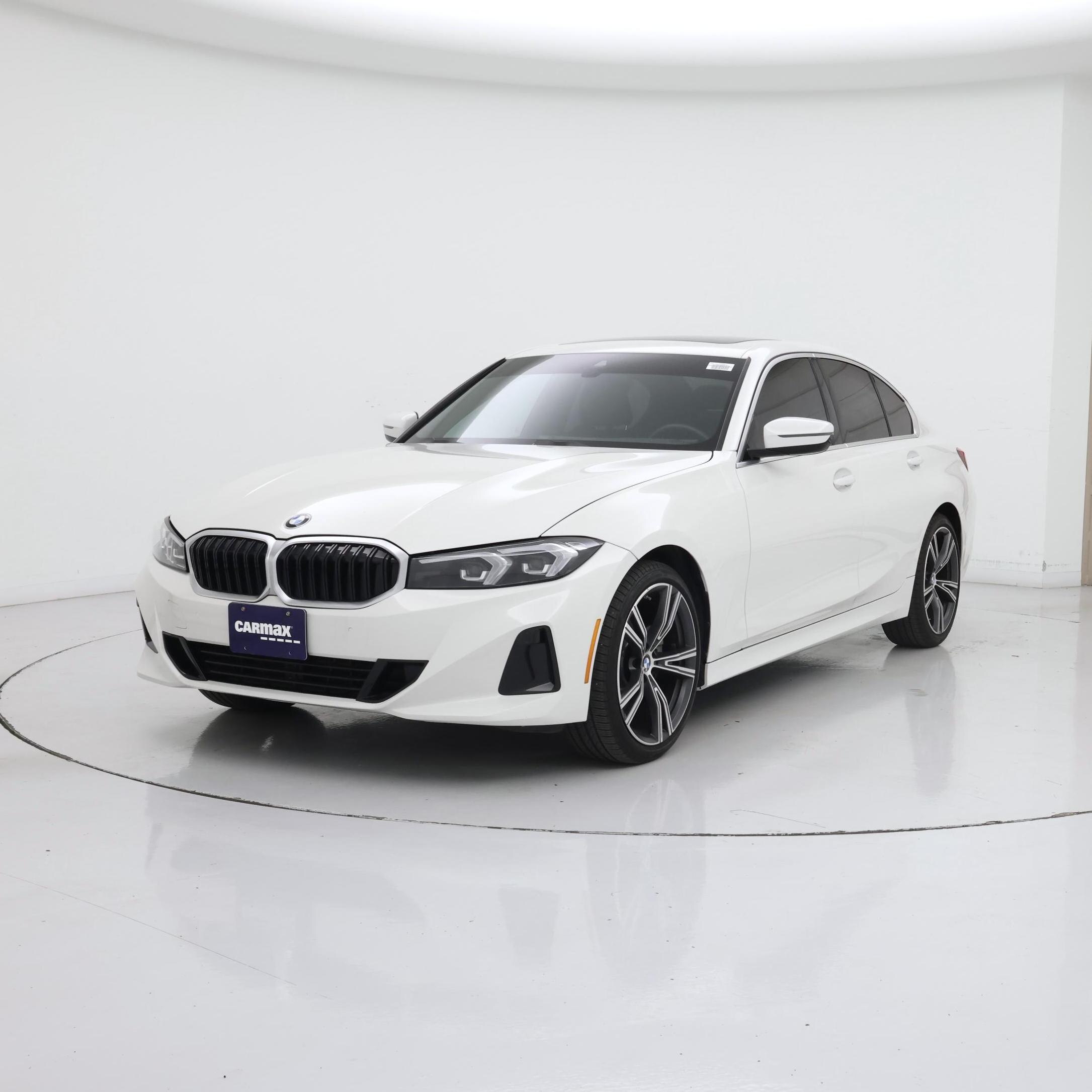 Thumbnail: 2024 BMW 3 Series - 4
