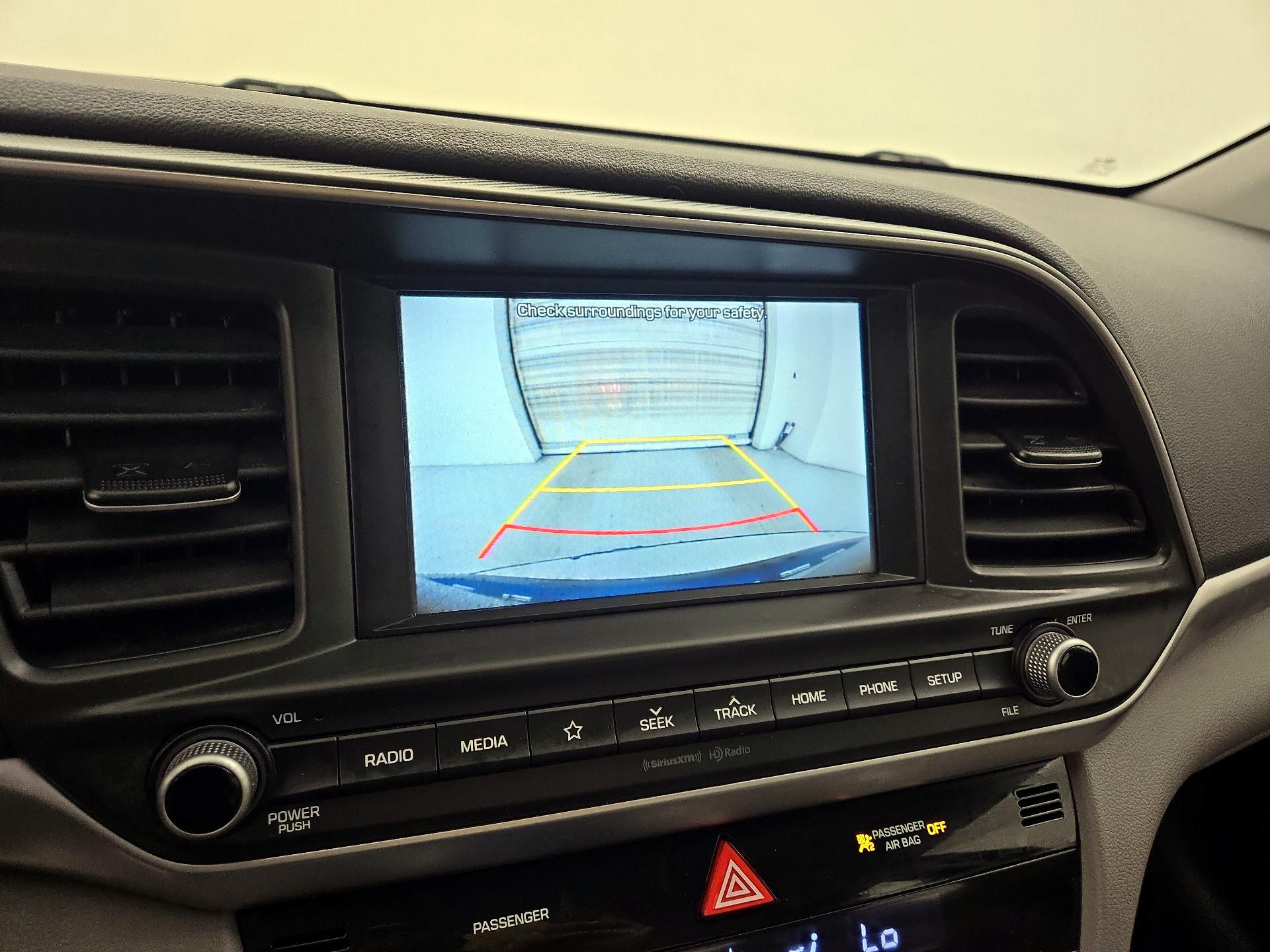 Thumbnail: 2020 Hyundai Elantra - 14