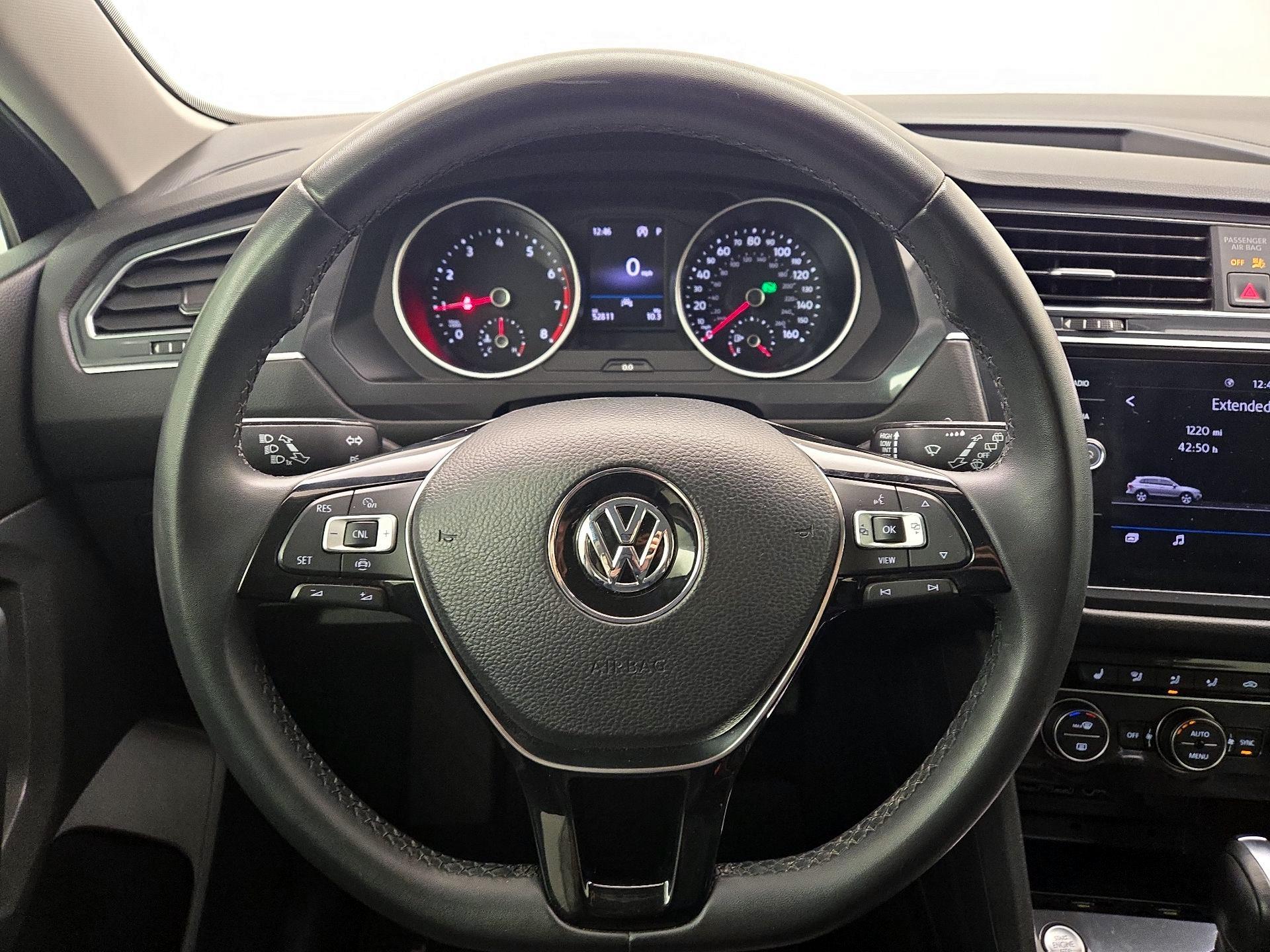 Thumbnail: 2020 Volkswagen Tiguan - 10