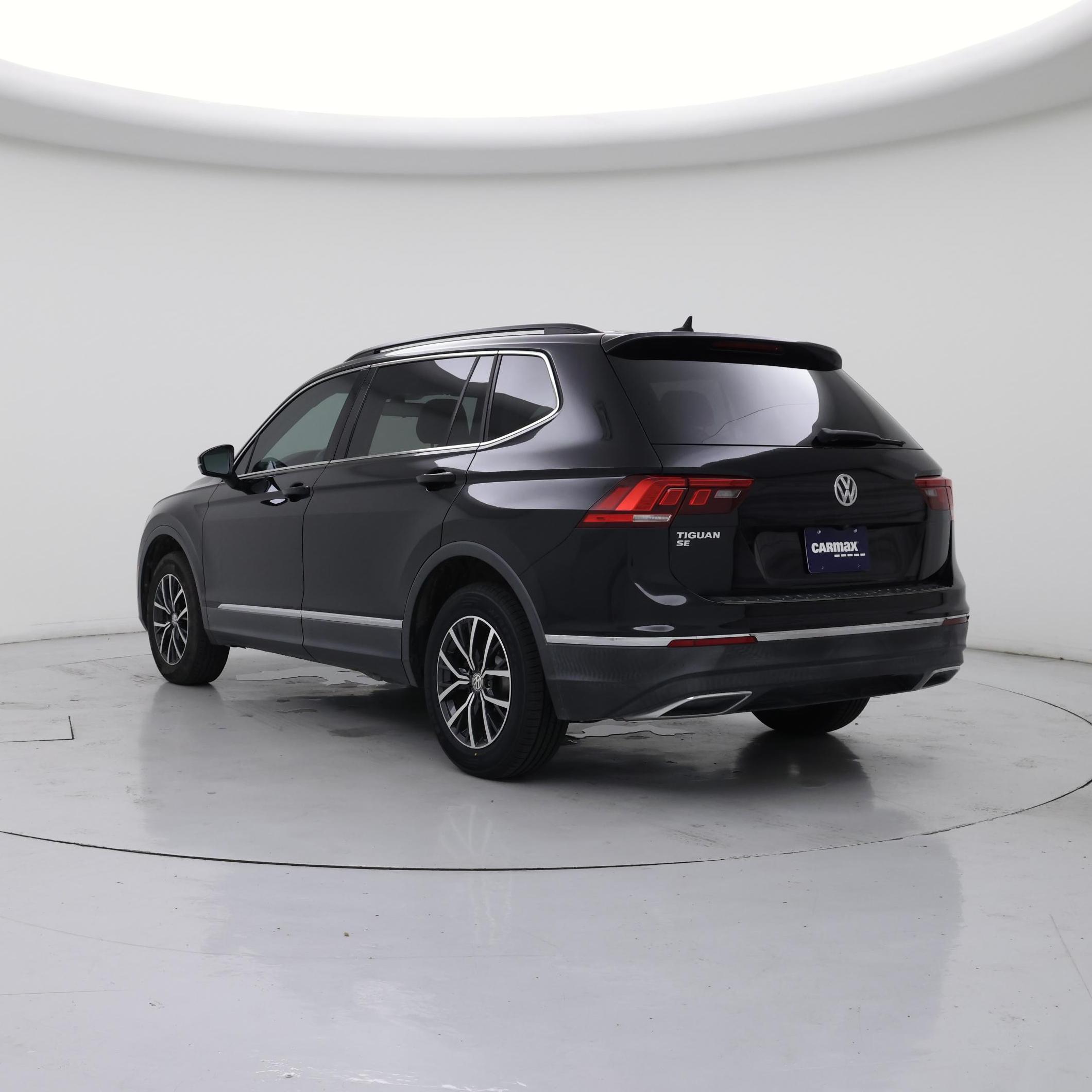 Thumbnail: 2020 Volkswagen Tiguan - 2