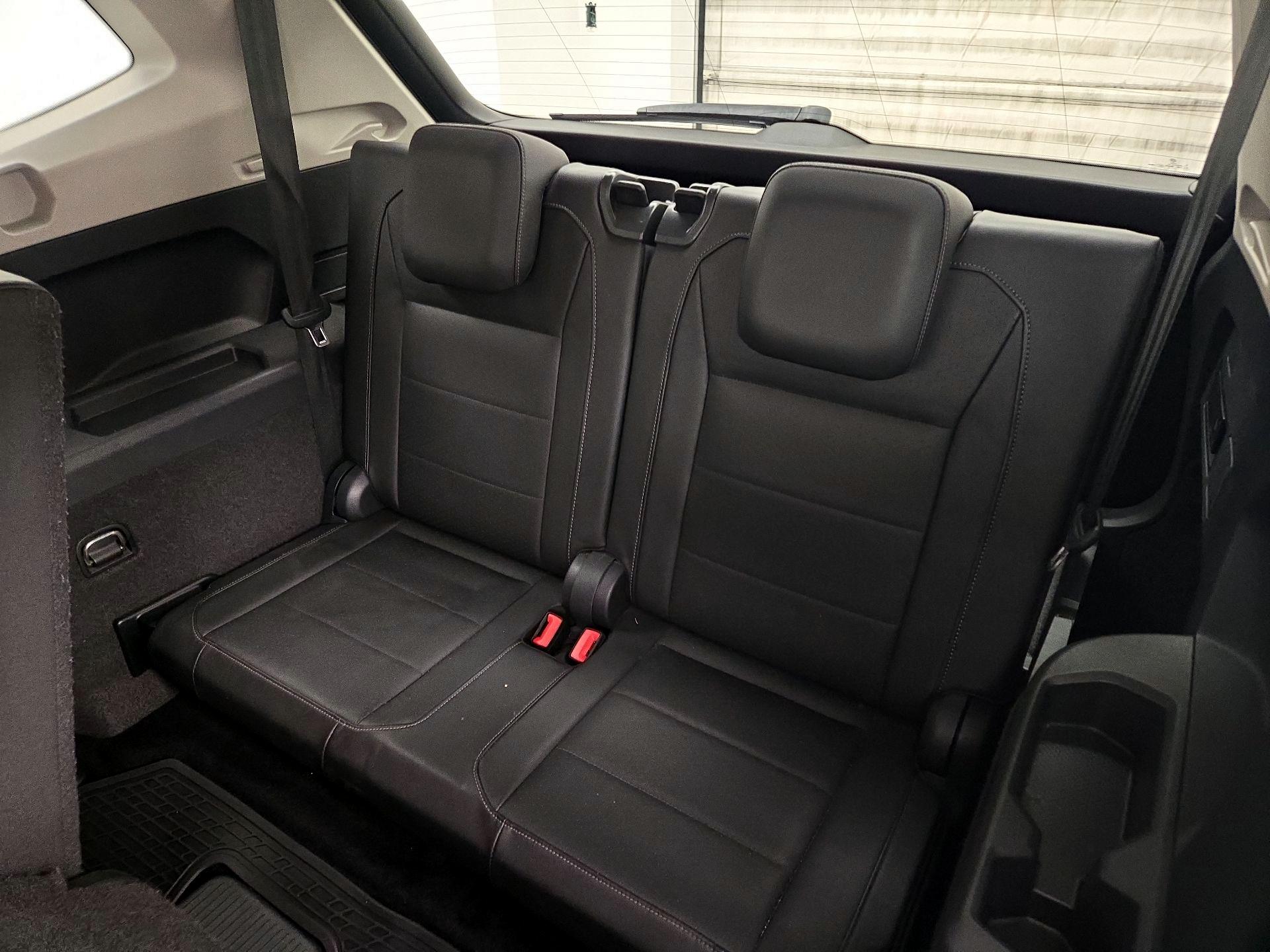 Thumbnail: 2020 Volkswagen Tiguan - 20