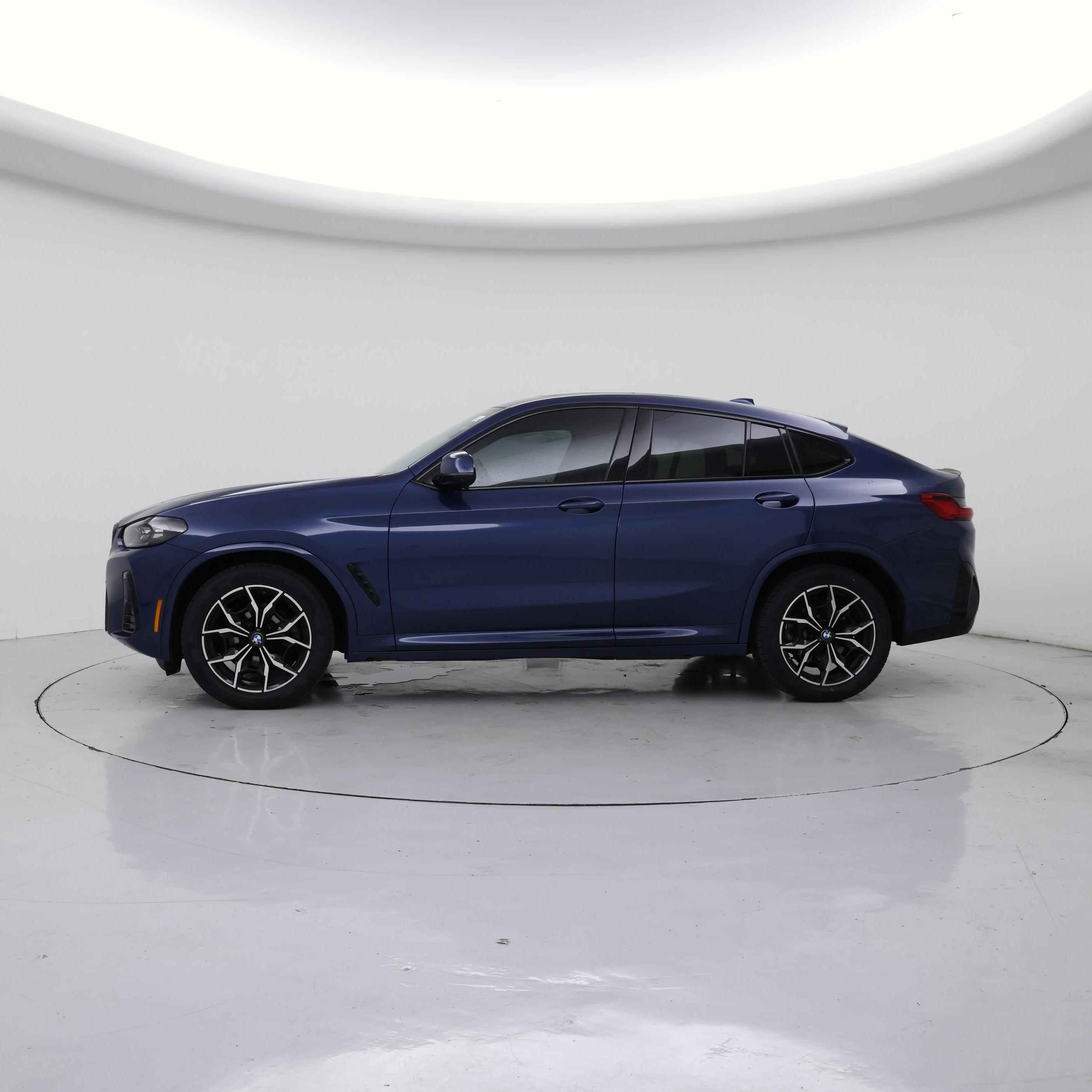 Thumbnail: 2023 BMW X4 - 3
