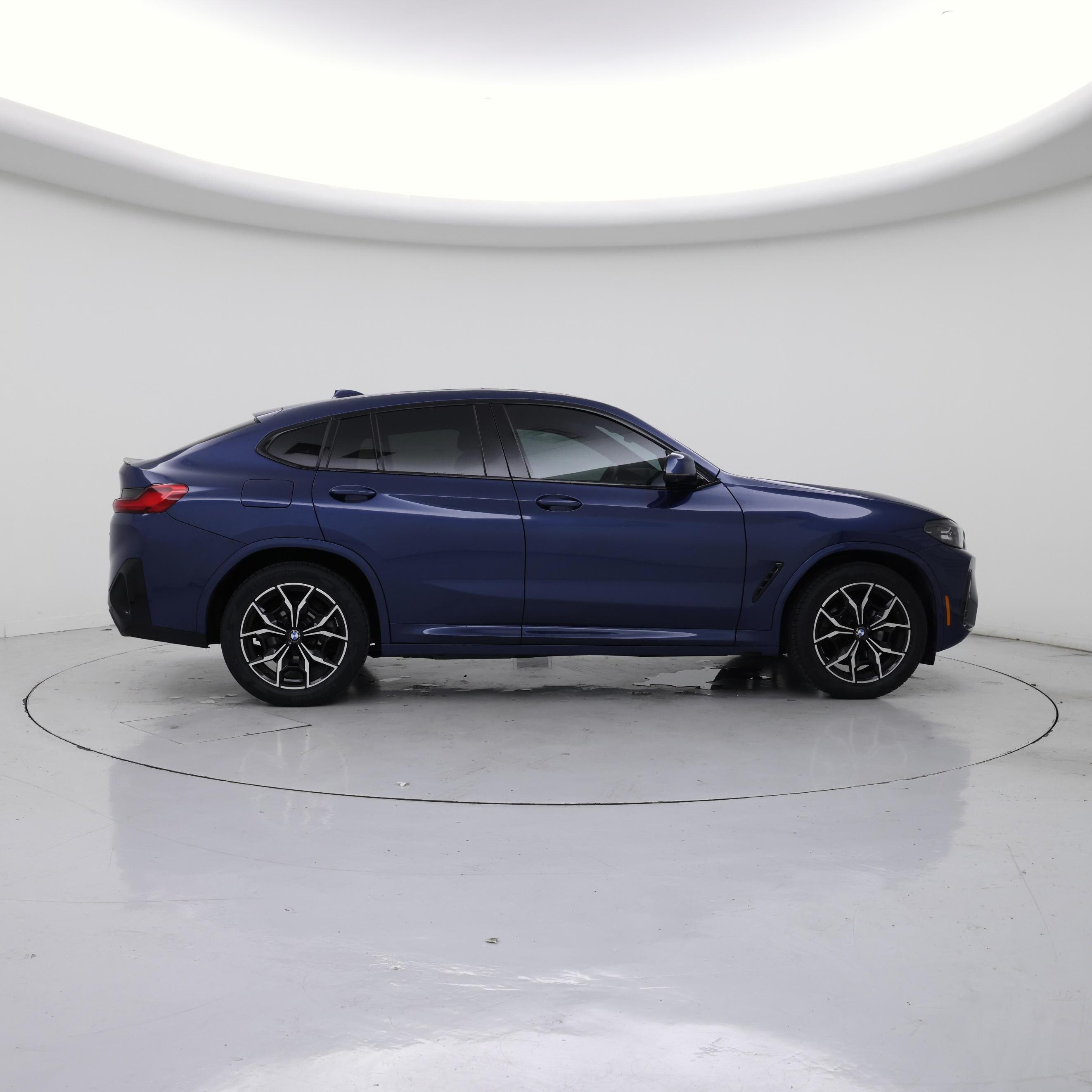 Thumbnail: 2023 BMW X4 - 7